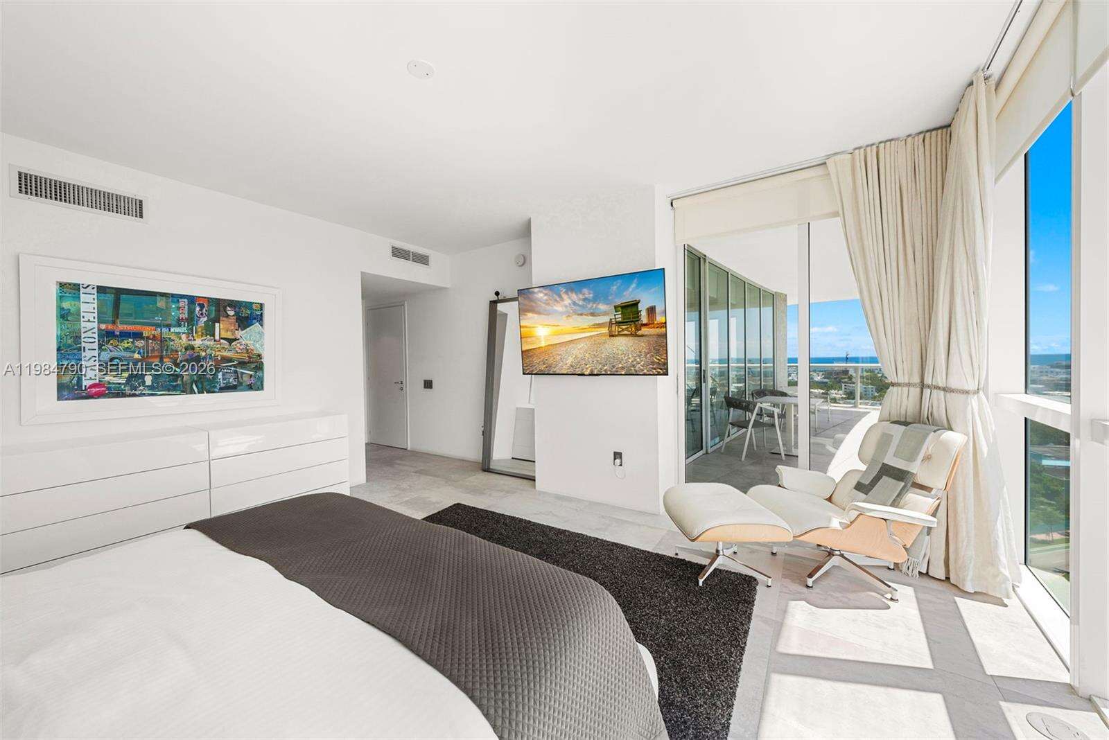 Icon at 450 Alton Rd, Miami Beach, FL 33139 - For Rent photo 33