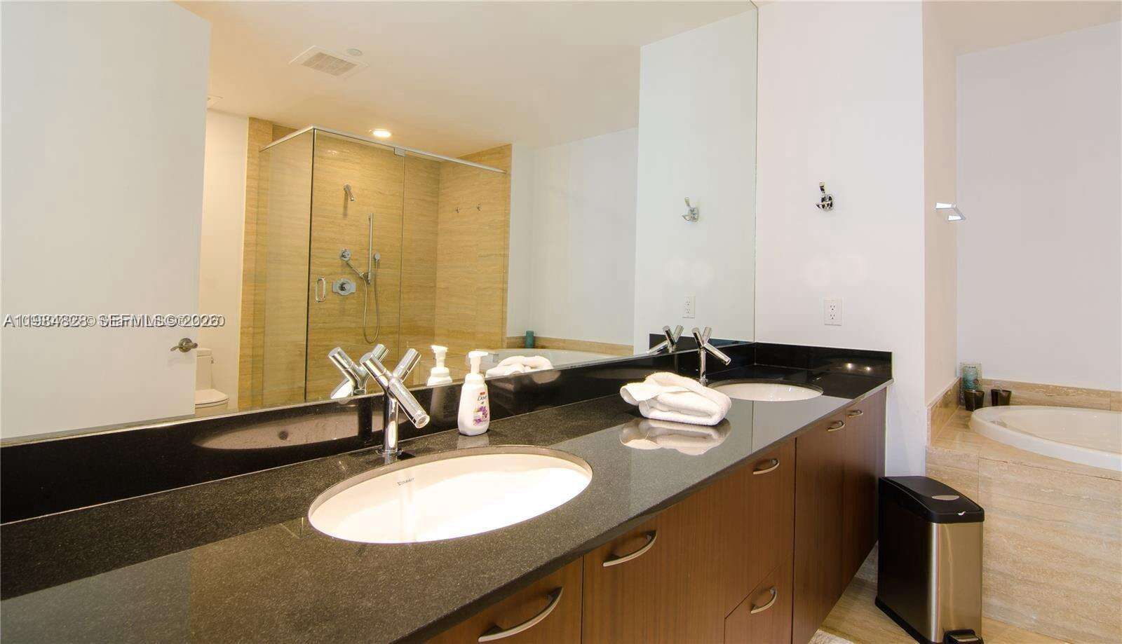 Trump Tower 3 at 15811 Collins Ave, Sunny Isles Beach, FL 33160 - For Rent photo 16