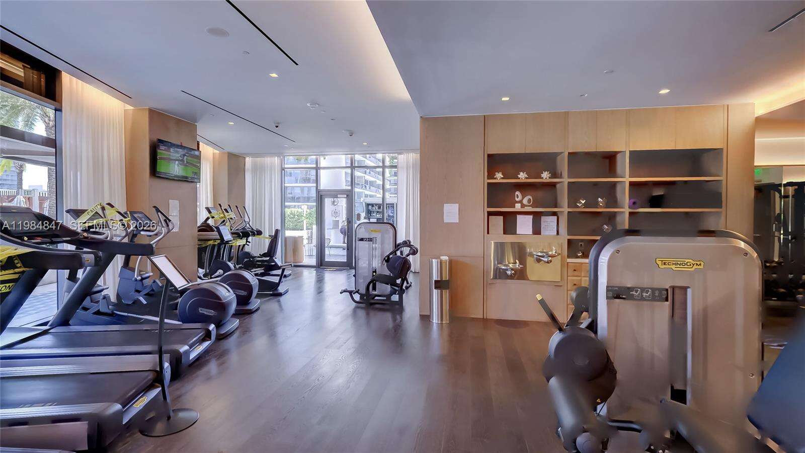 Sls Lux at 801 Miami Ave, Miami, FL 33130 - For Rent photo 35