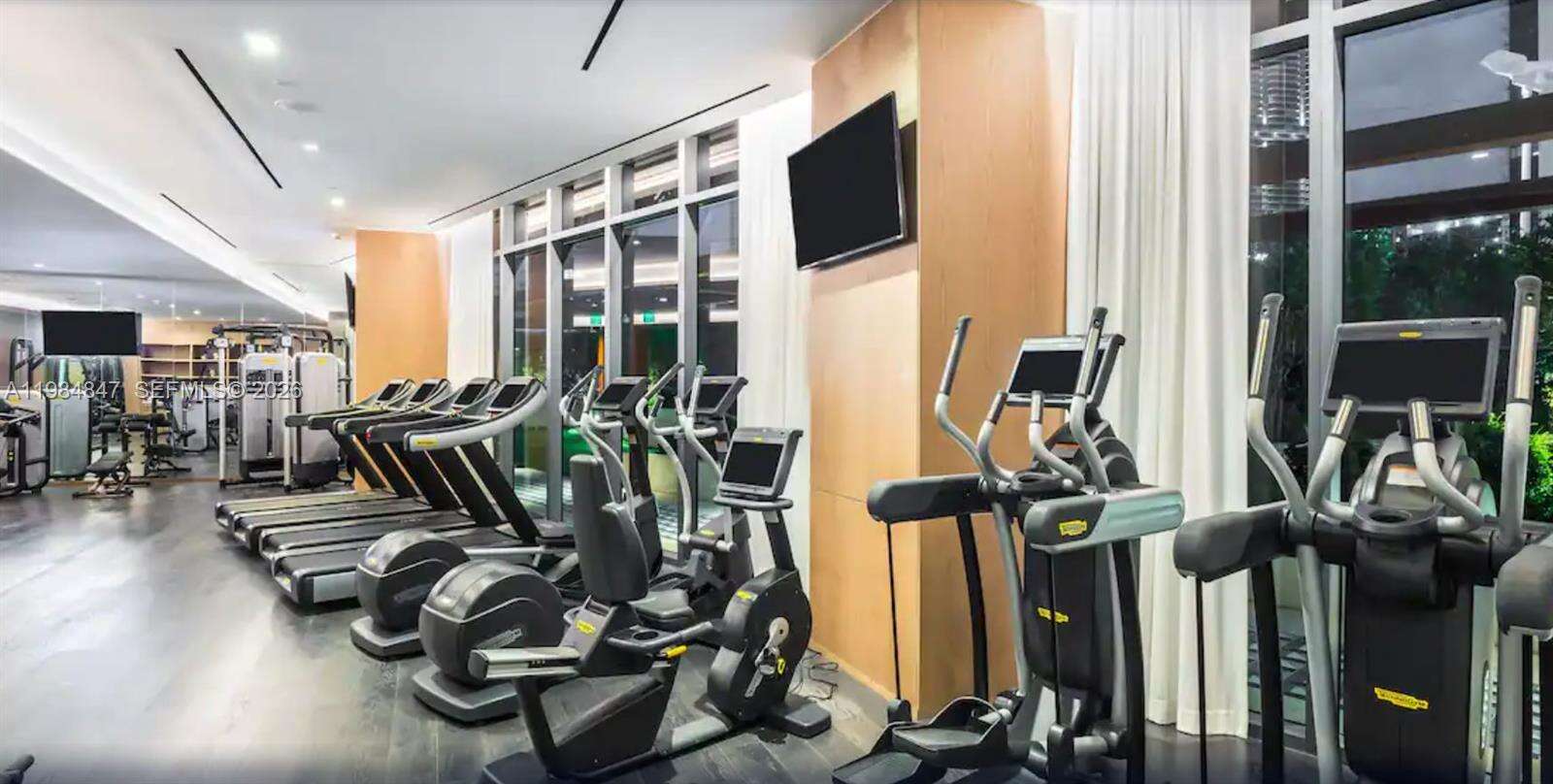 Sls Lux at 801 Miami Ave, Miami, FL 33130 - For Rent photo 36