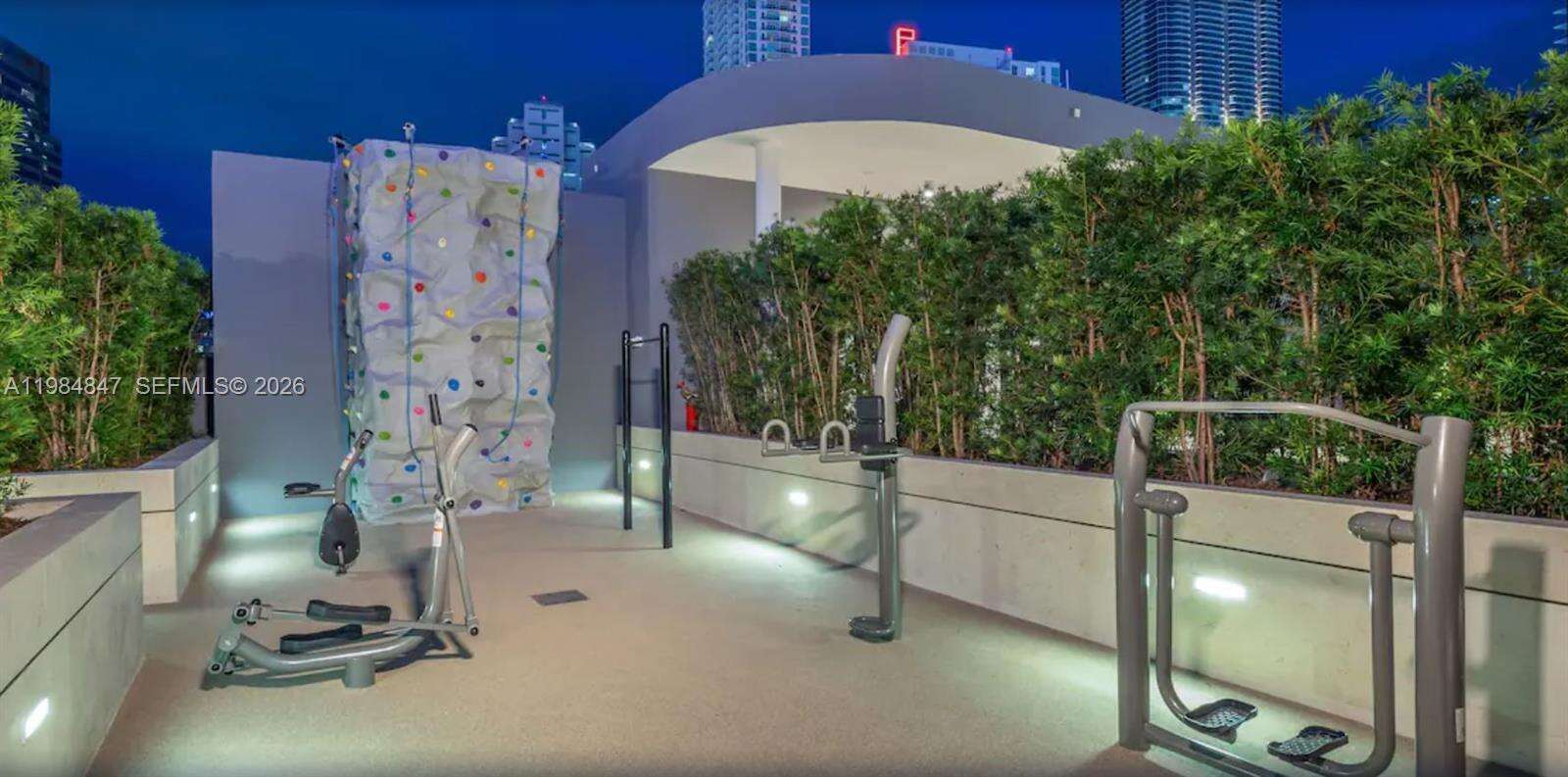 Sls Lux at 801 Miami Ave, Miami, FL 33130 - For Rent photo 38