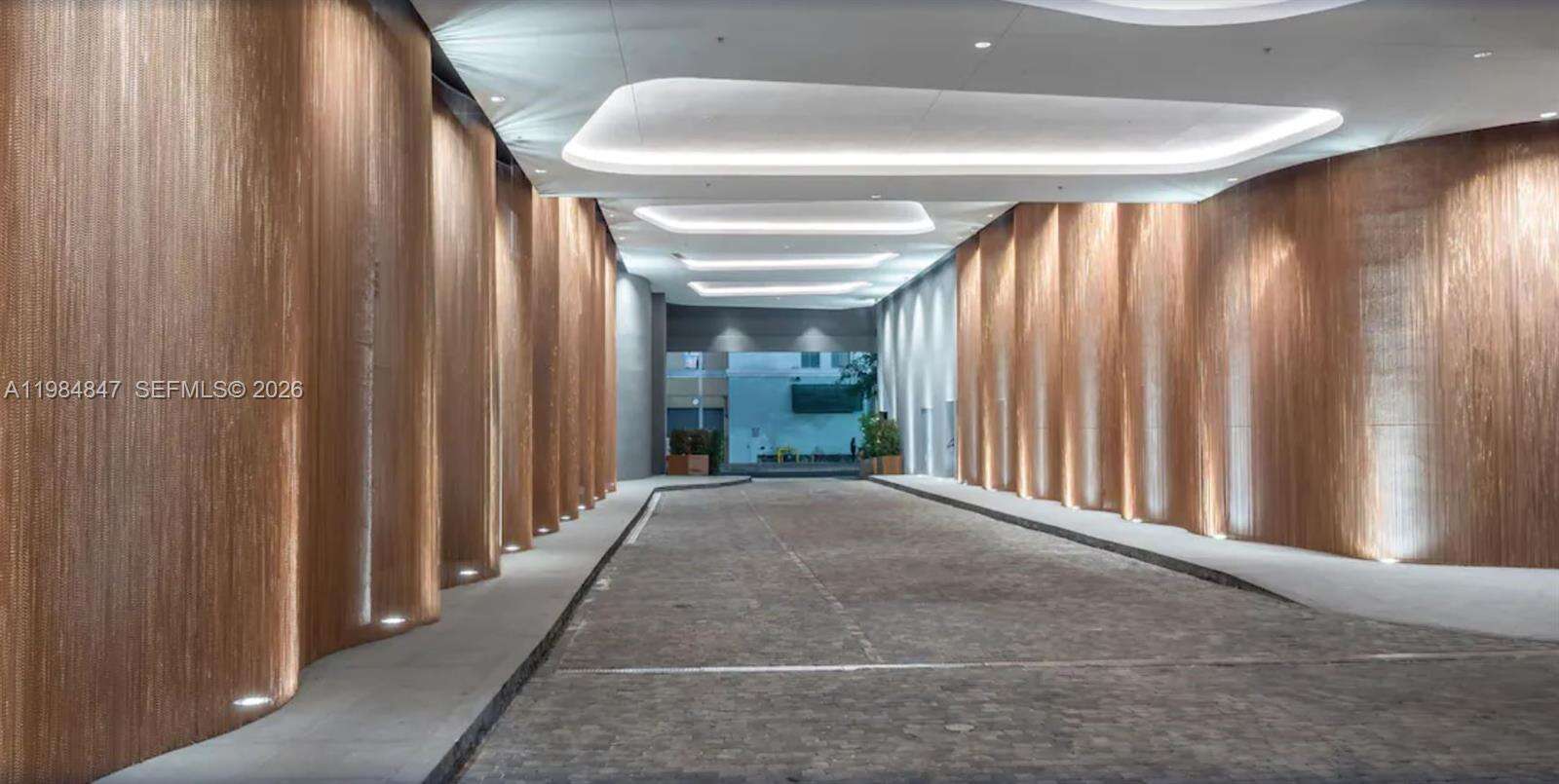 Sls Lux at 801 Miami Ave, Miami, FL 33130 - For Rent photo 50