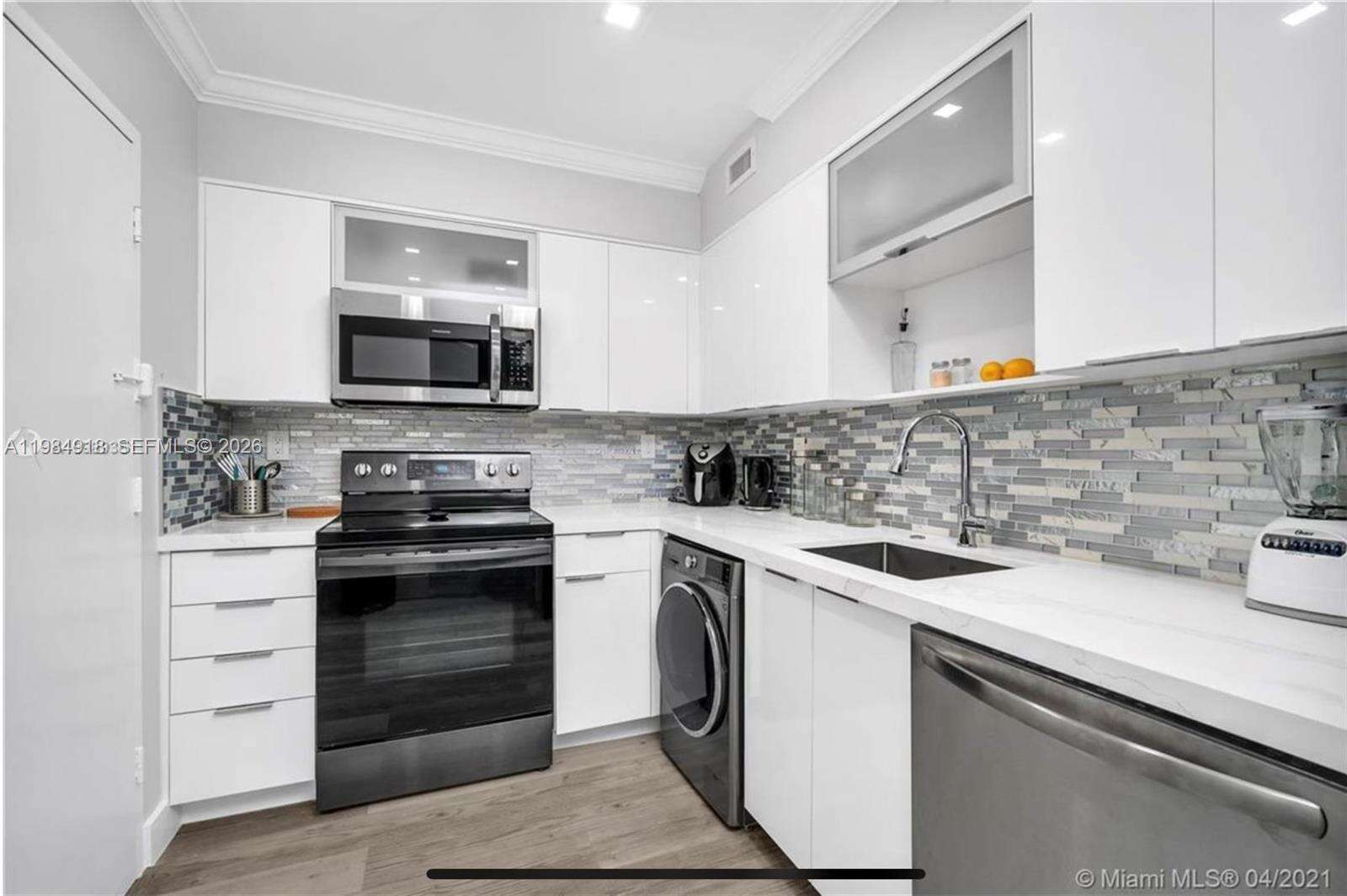 The Wave at 2501 Ocean Dr, Hollywood, FL 33019 - For Rent photo 7