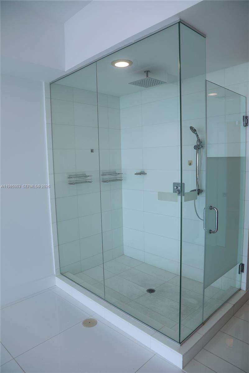 Paramount Bay at 2020 Bayshore Dr, Miami, FL 33137 - For Rent photo 20