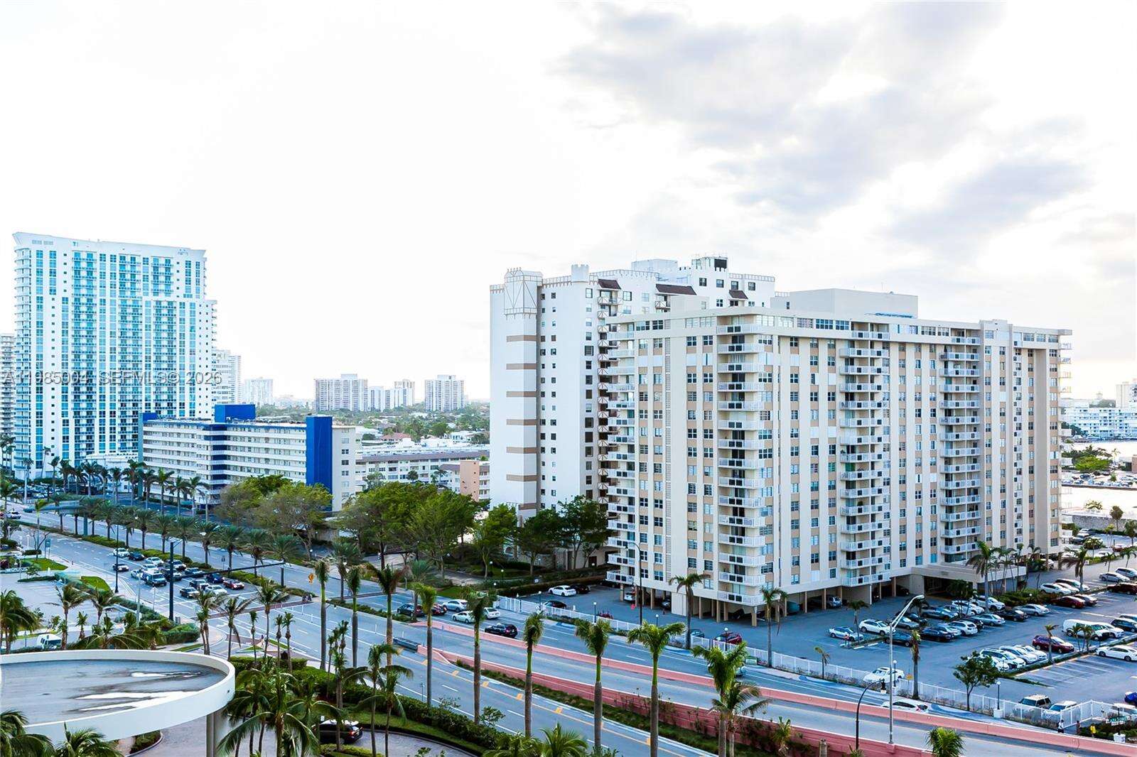 The Beach Club Two at 1830 Ocean Dr, Hallandale Beach, FL 33009 - For Rent photo 20