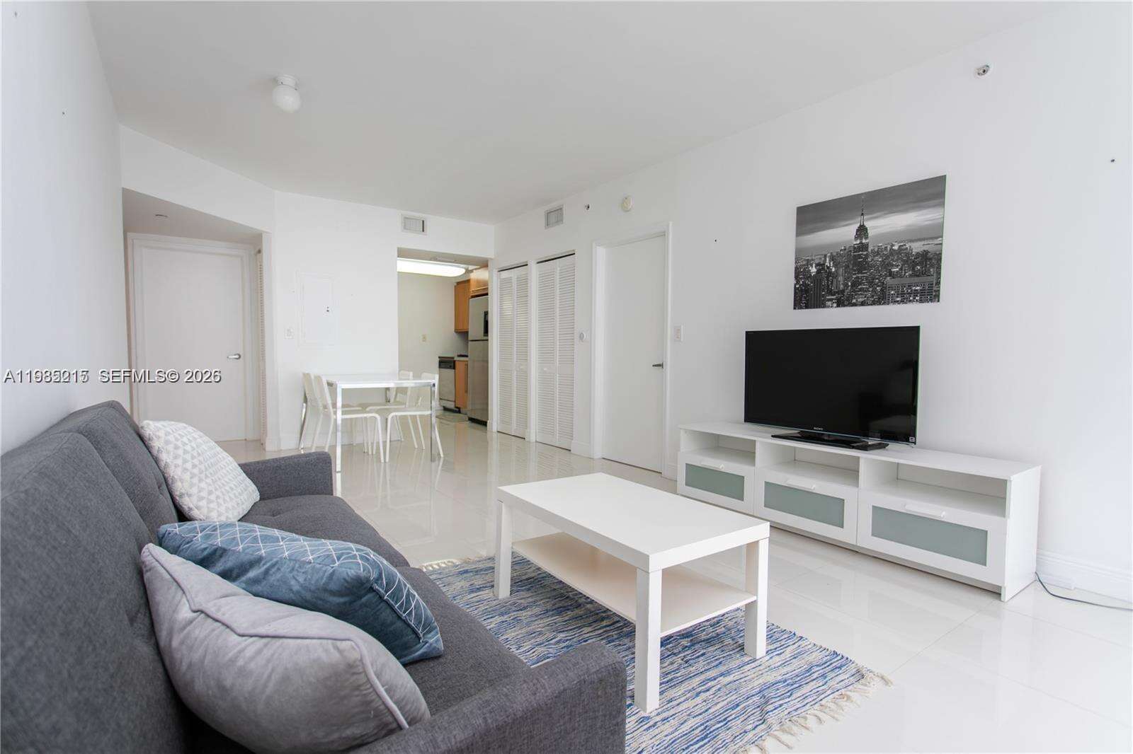 Akoya at 6365 Collins Ave, Miami Beach, FL 33141 - For Rent photo 14