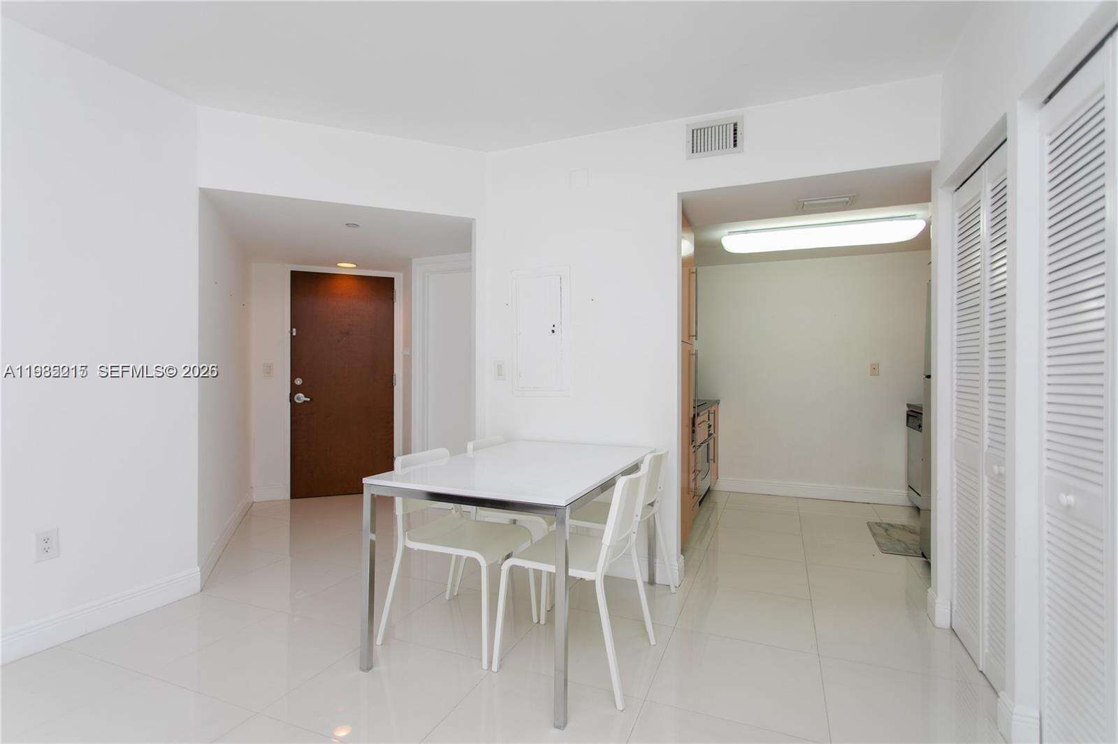 Akoya at 6365 Collins Ave, Miami Beach, FL 33141 - For Rent photo 16
