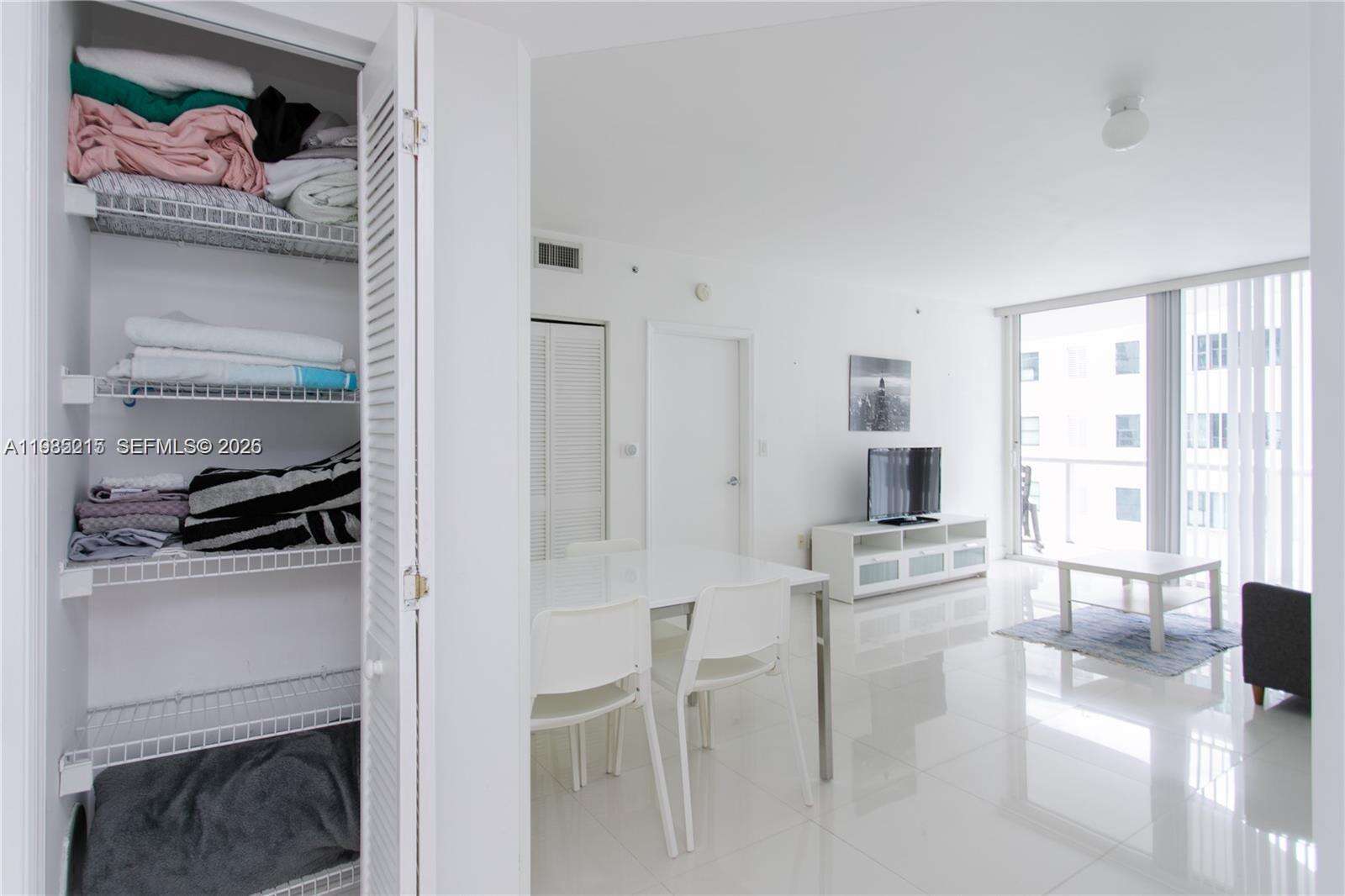 Akoya at 6365 Collins Ave, Miami Beach, FL 33141 - For Rent photo 34