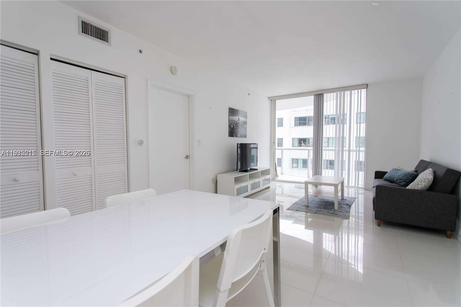 Akoya at 6365 Collins Ave, Miami Beach, FL 33141 - For Rent photo 35