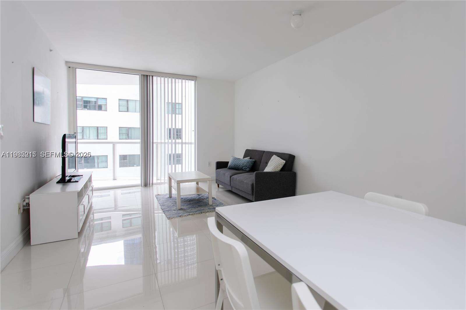 Akoya at 6365 Collins Ave, Miami Beach, FL 33141 - For Rent photo 36