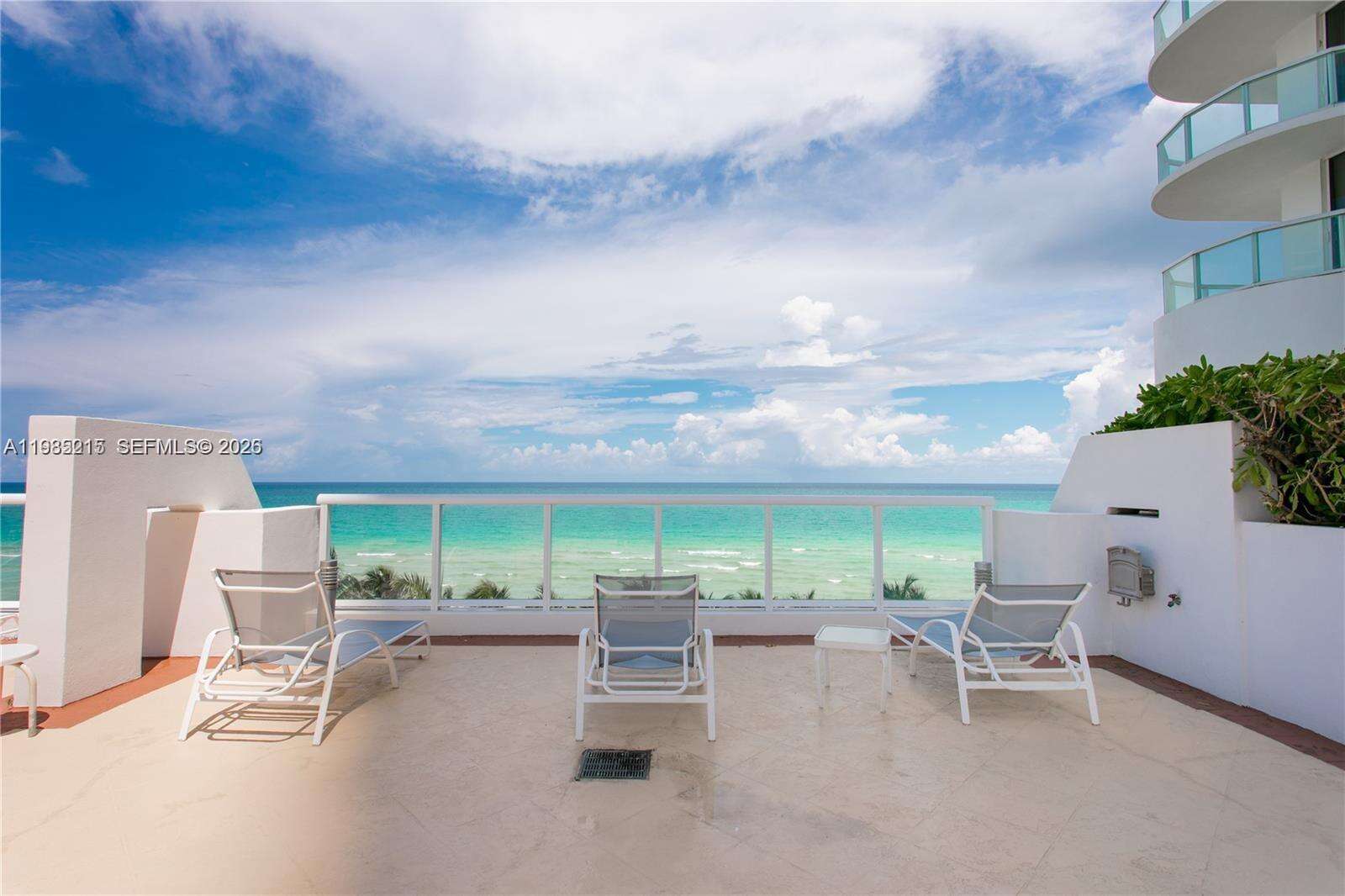 Akoya at 6365 Collins Ave, Miami Beach, FL 33141 - For Rent photo 45