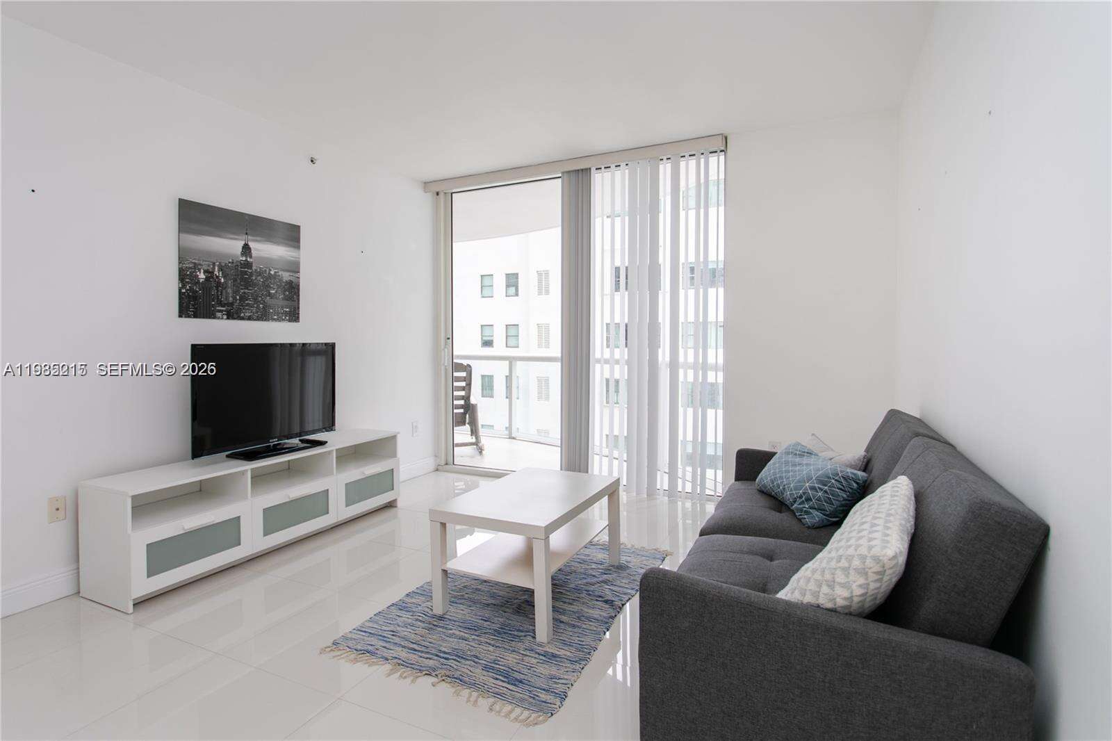 Akoya at 6365 Collins Ave, Miami Beach, FL 33141 - For Rent photo 10