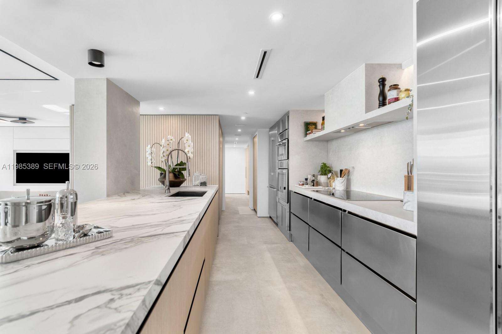 The Floridian at 650 W Ave, Miami Beach, FL 33139 - For Rent photo 7