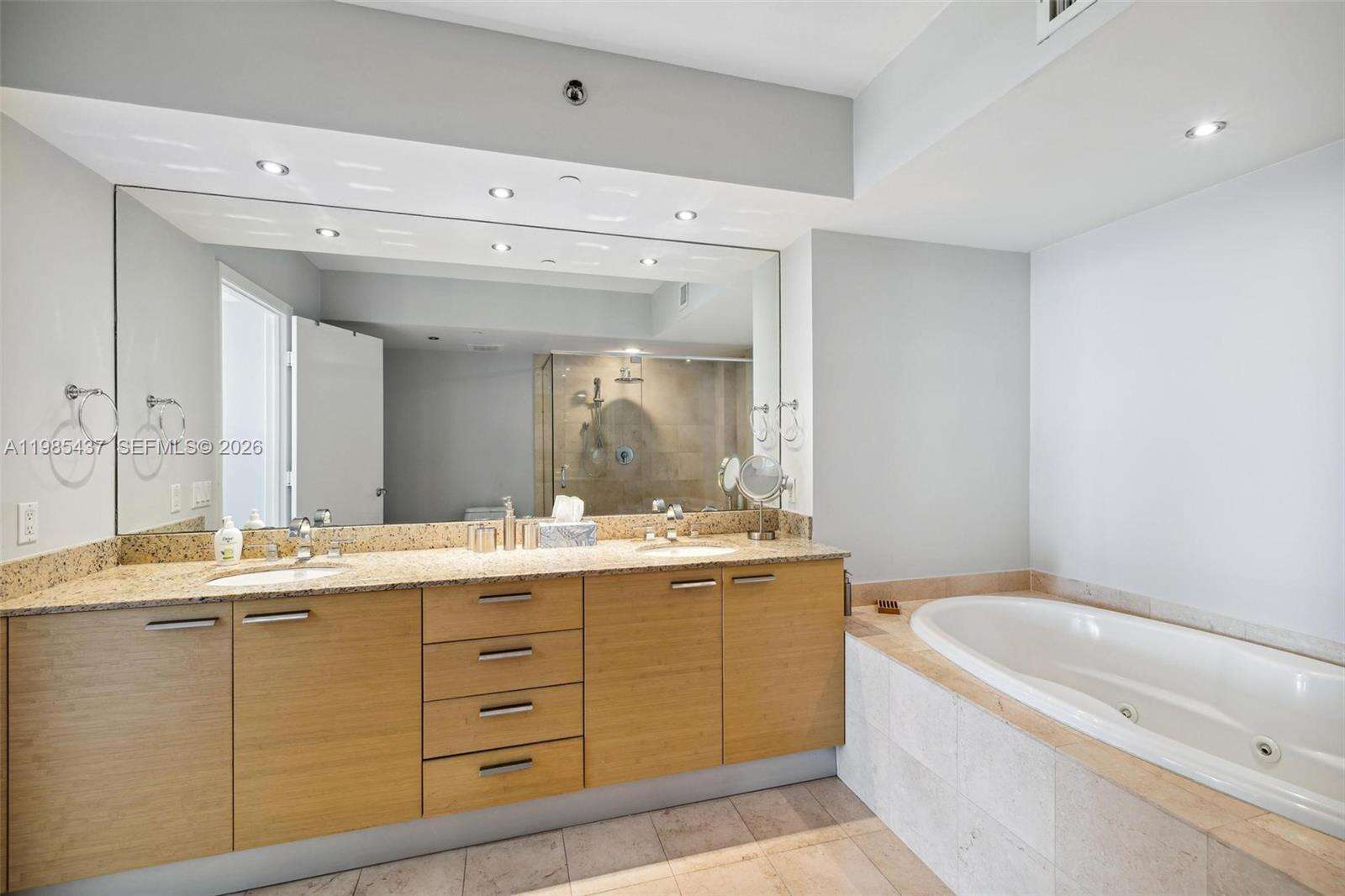 The Beach Club Two at 1830 Ocean Dr, Hallandale Beach, FL 33009 - For Rent photo 19