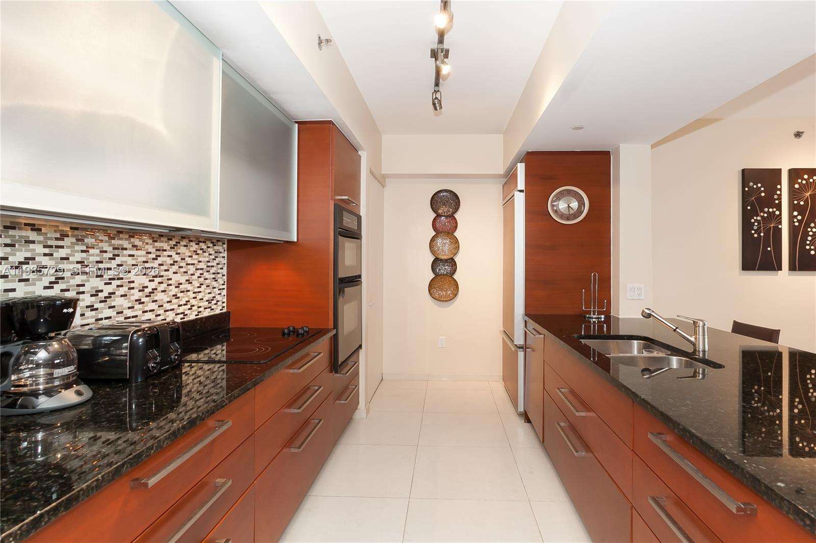 The Beach Club Two at 1830 Ocean Dr, Hallandale Beach, FL 33009 - For Rent photo 7