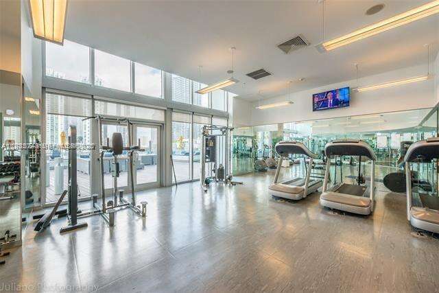 Mint at 92 3 St, Miami, FL 33130 - For Rent photo 23