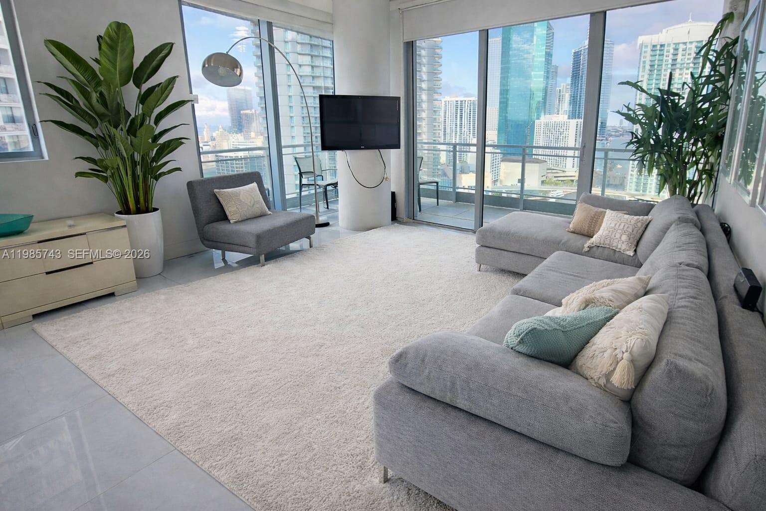 Mint at 92 3 St, Miami, FL 33130 - For Rent photo 5