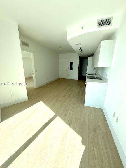 Paraiso Bayviews at 501 31 St, Miami, FL 33137 - For Rent photo 3