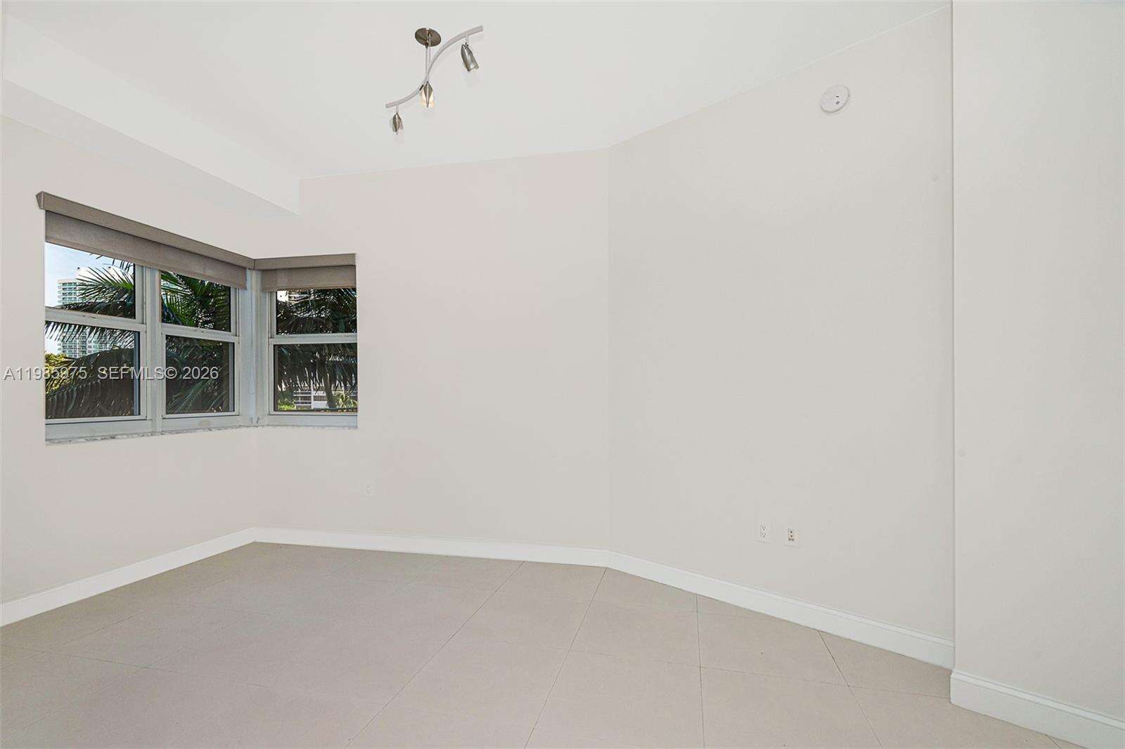 Turnberry Village North at 20000 Country Club Dr, Aventura, FL 33180 - For Rent photo 19