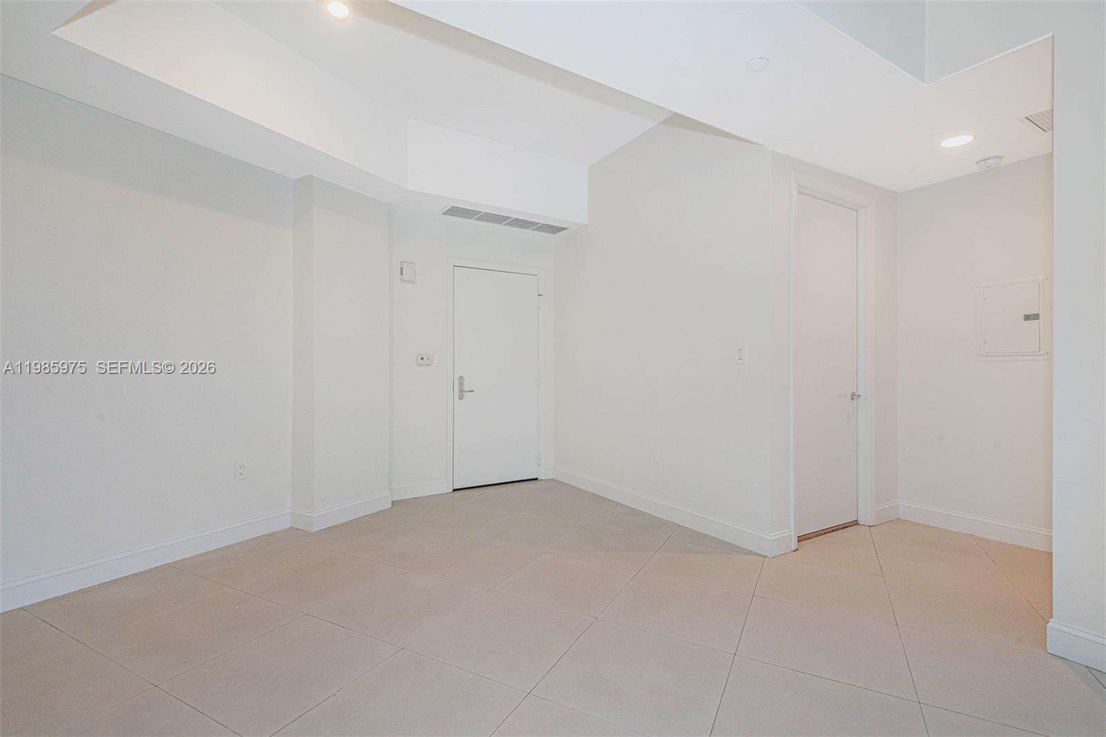 Turnberry Village North at 20000 Country Club Dr, Aventura, FL 33180 - For Rent photo 4