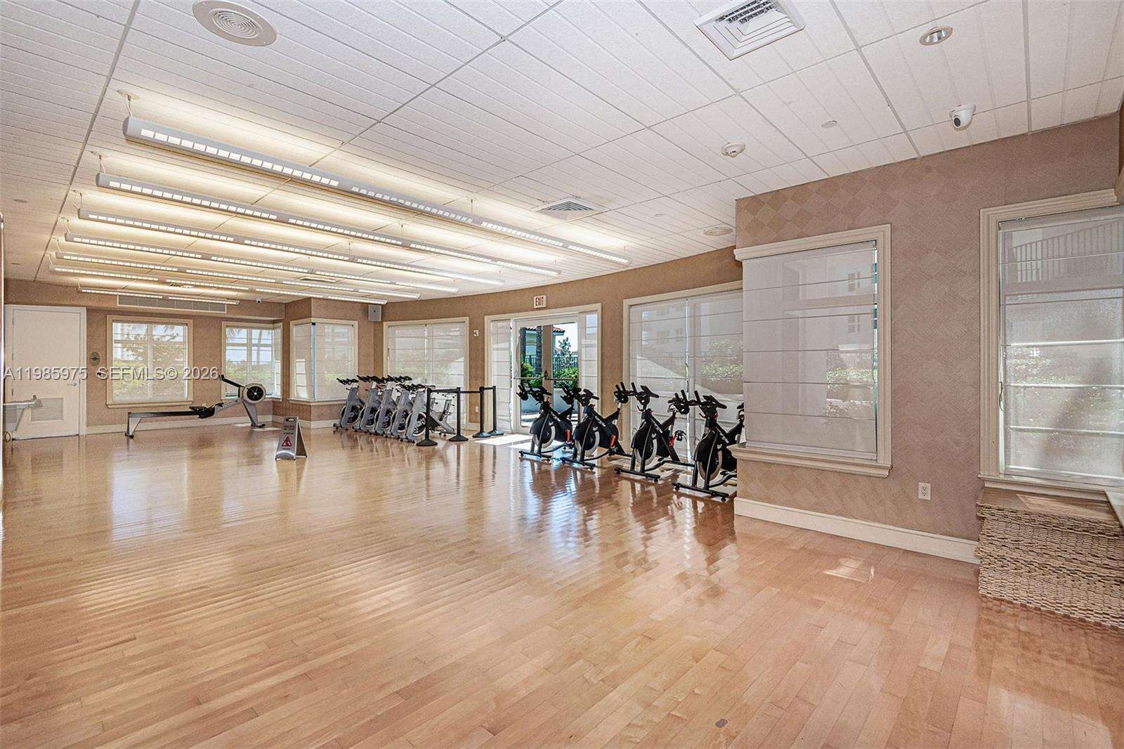 Turnberry Village North at 20000 Country Club Dr, Aventura, FL 33180 - For Rent photo 32