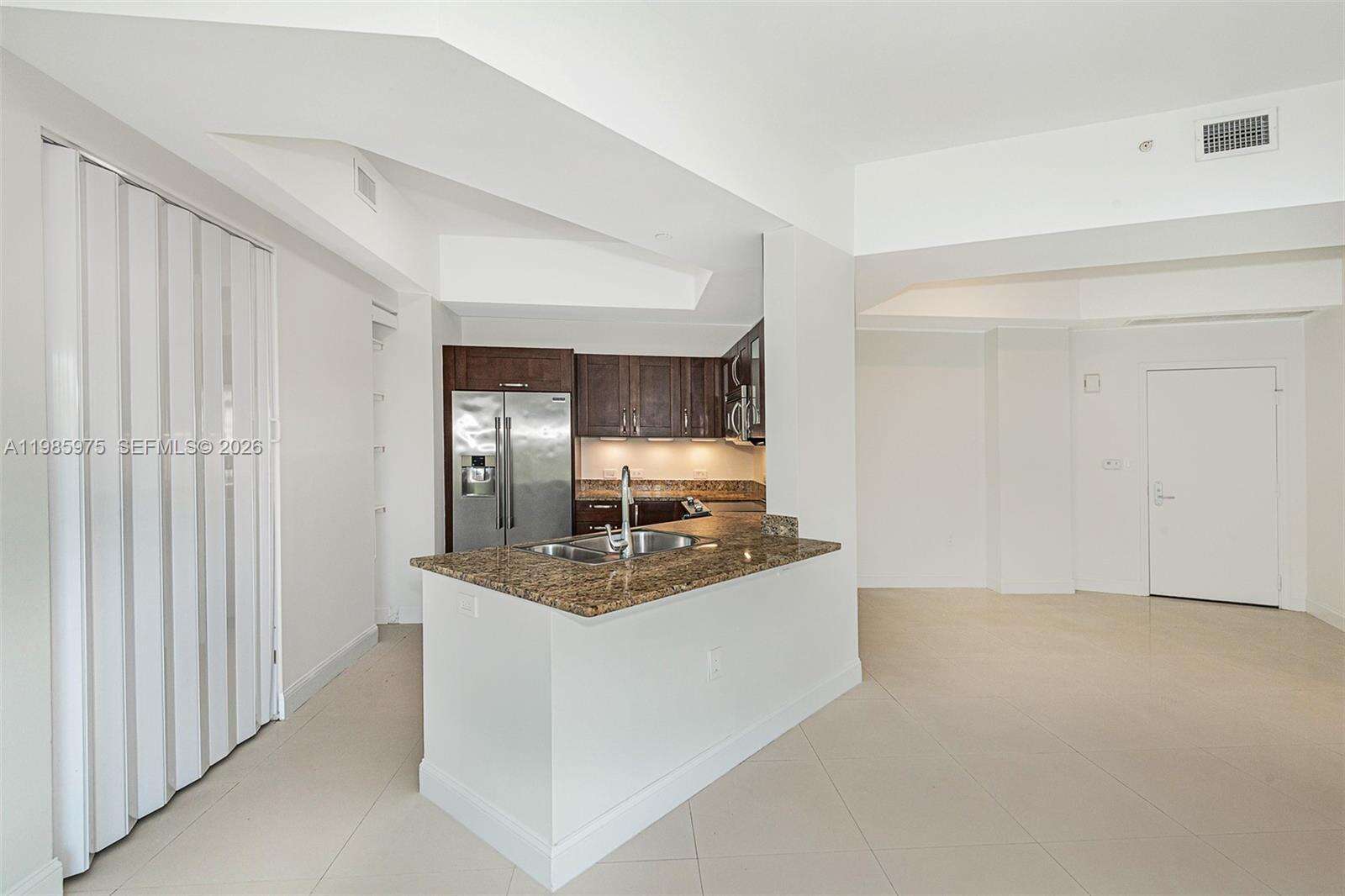 Turnberry Village North at 20000 Country Club Dr, Aventura, FL 33180 - For Rent photo 8