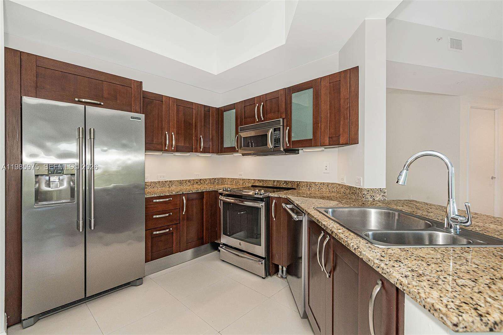 Turnberry Village North at 20000 Country Club Dr, Aventura, FL 33180 - For Rent photo 9