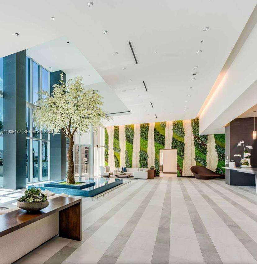 Paramount Miami Worldcenter at 851 1 Ave, Miami, FL 33132 - For Rent photo 13