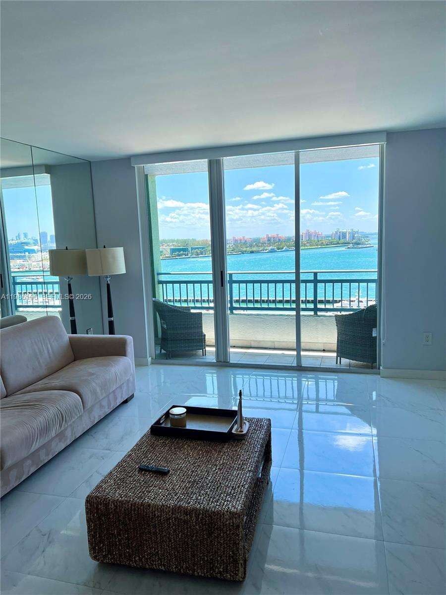 Yacht Club At Portofino at 90 Alton Rd, Miami Beach, FL 33139 - For Rent photo 2