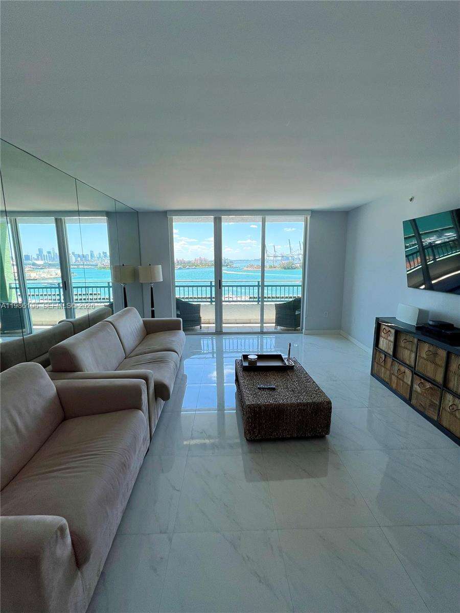 Yacht Club At Portofino at 90 Alton Rd, Miami Beach, FL 33139 - For Rent photo 7