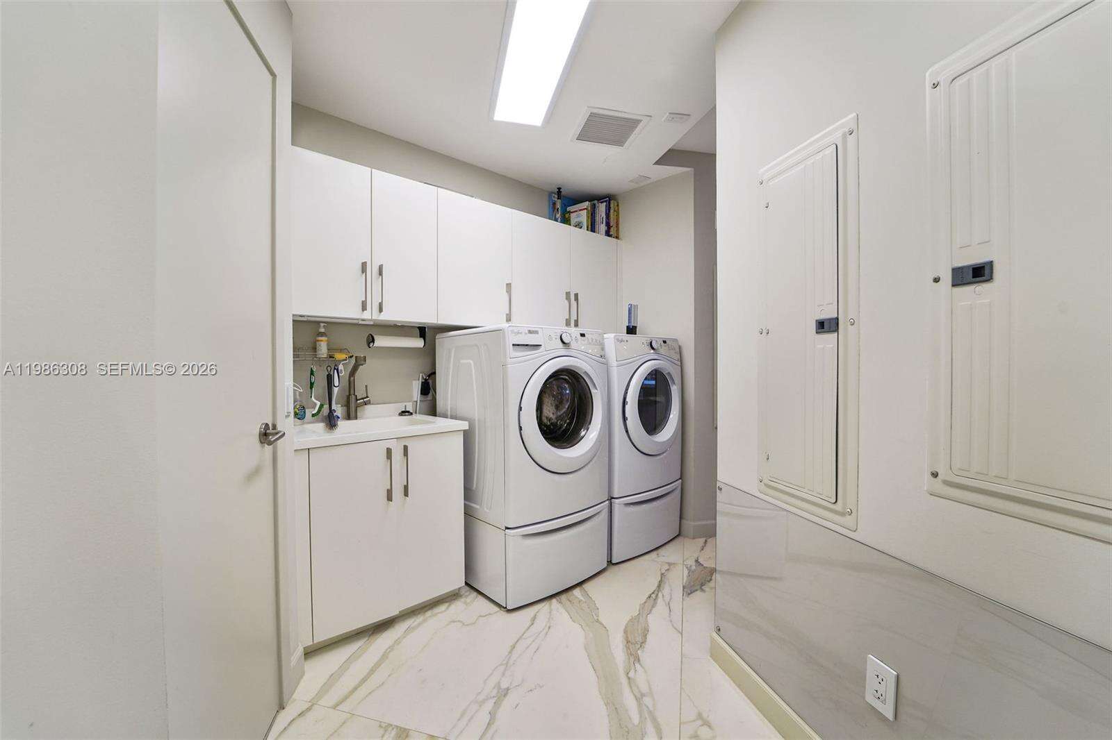 Porsche Design Tower at 18555 Collins Ave, Sunny Isles Beach, FL 33160 - For Rent photo 25
