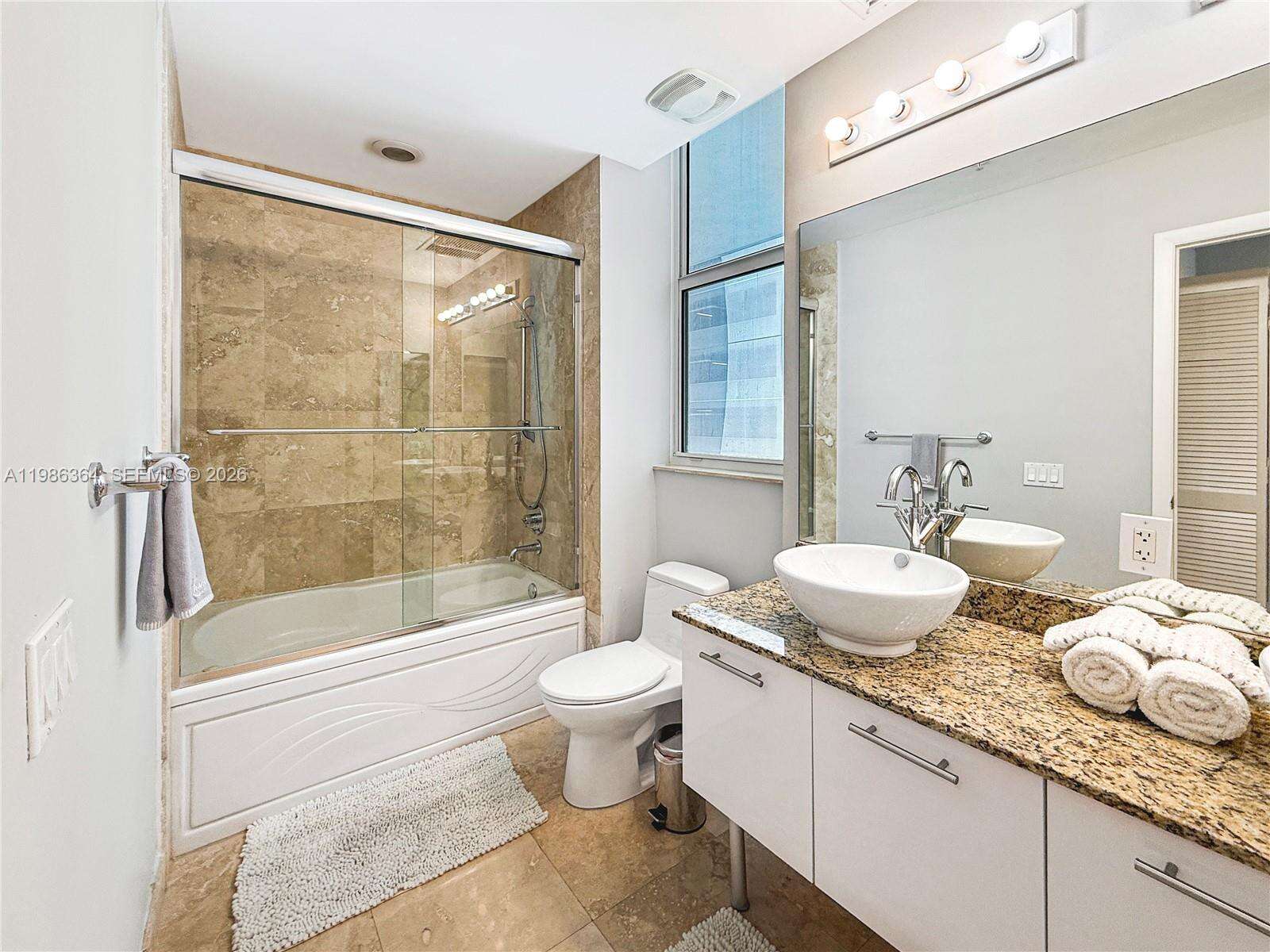 Brickell On The River at 41 5 St, Miami, FL 33131 - For Rent photo 12