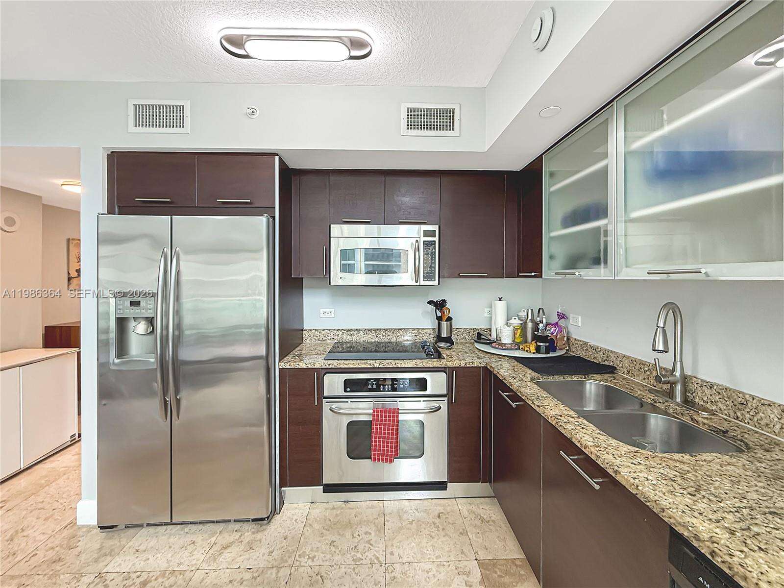 Brickell On The River at 41 5 St, Miami, FL 33131 - For Rent photo 5