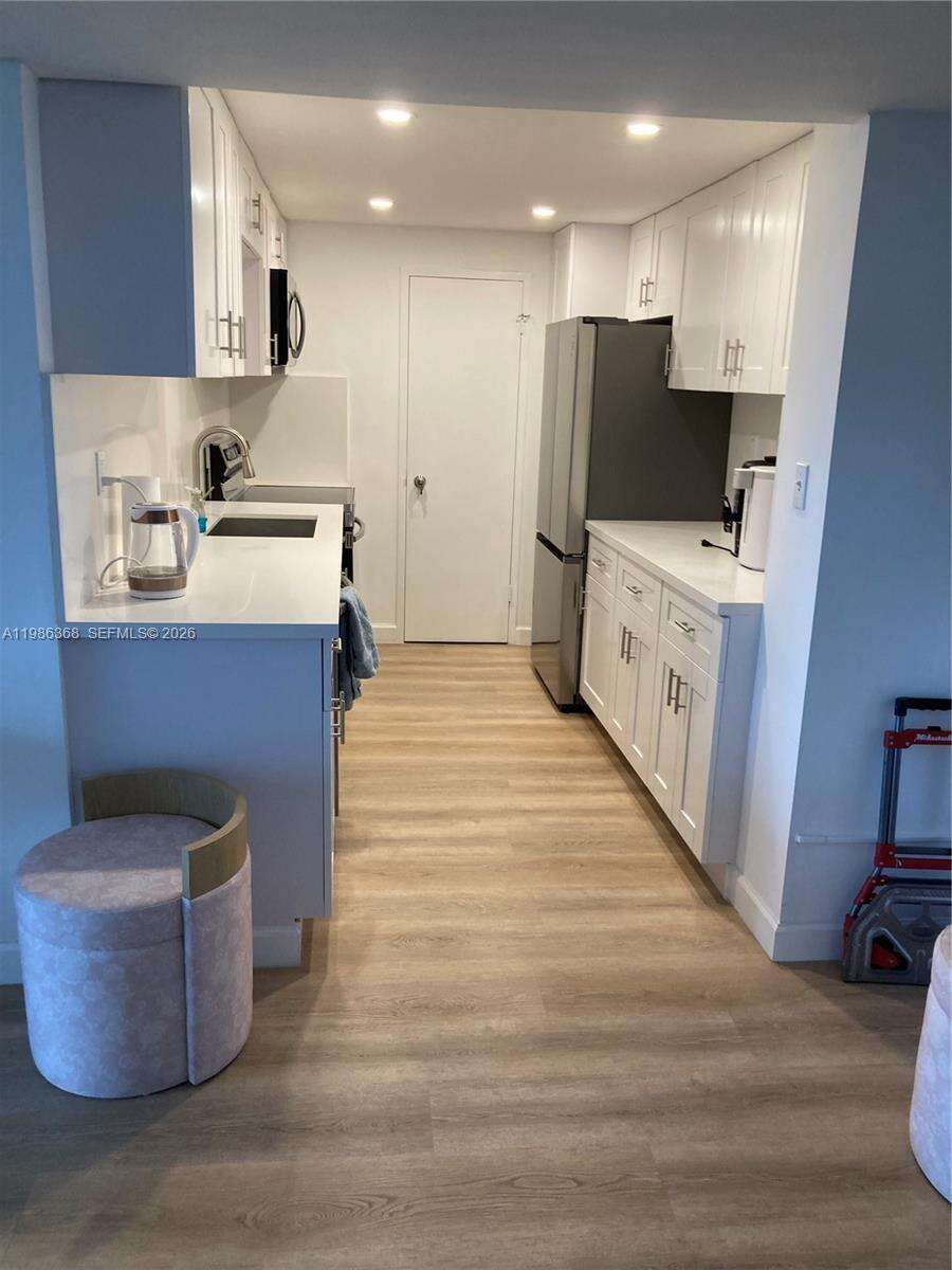 The Carriage House at 5401 Collins Ave, Miami Beach, FL 33140 - For Rent photo 21