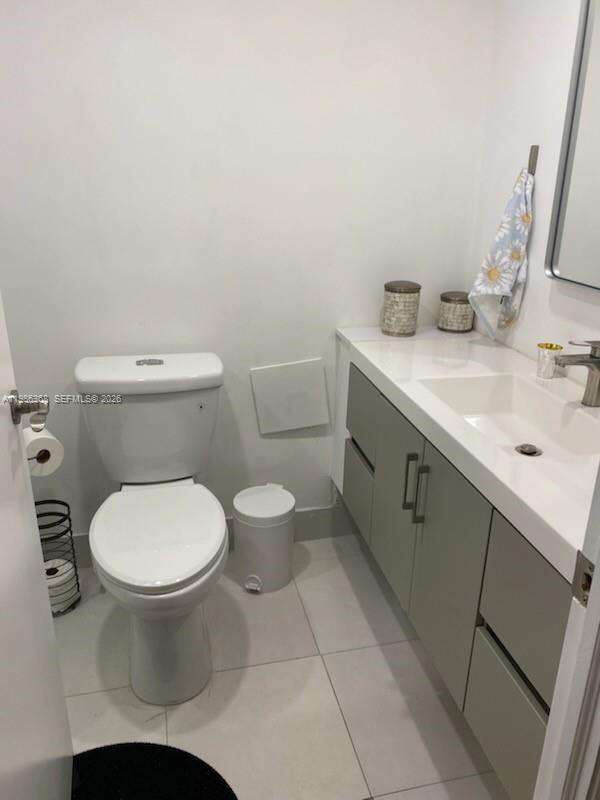 The Carriage House at 5401 Collins Ave, Miami Beach, FL 33140 - For Rent photo 36