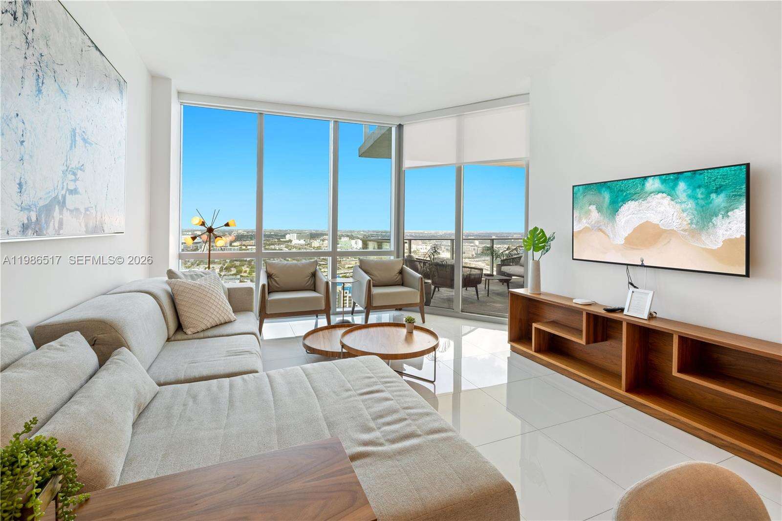 Paramount Miami Worldcenter at 851 1 Ave, Miami, FL 33132 - For Rent photo 1