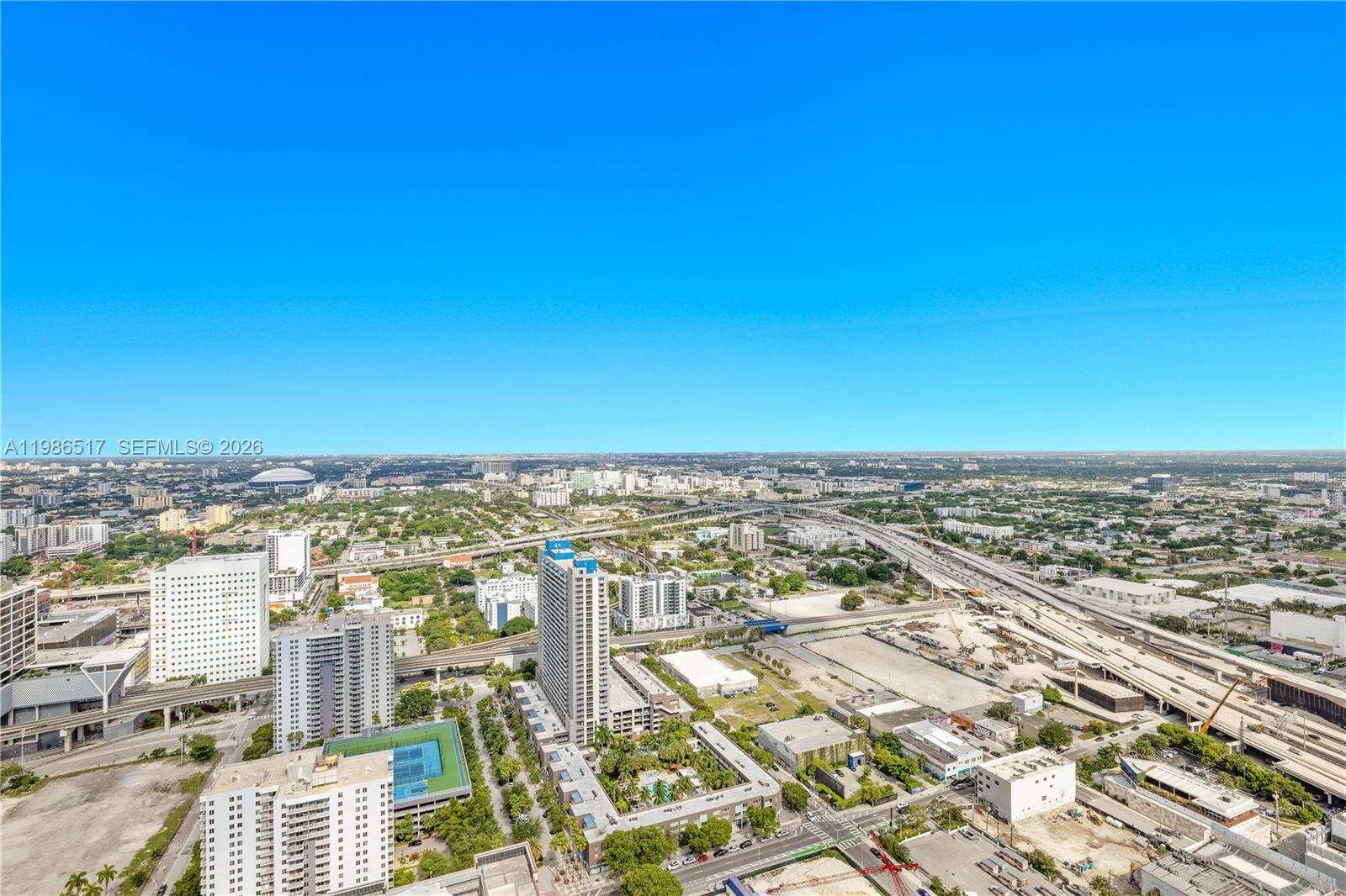 Paramount Miami Worldcenter at 851 1 Ave, Miami, FL 33132 - For Rent photo 18