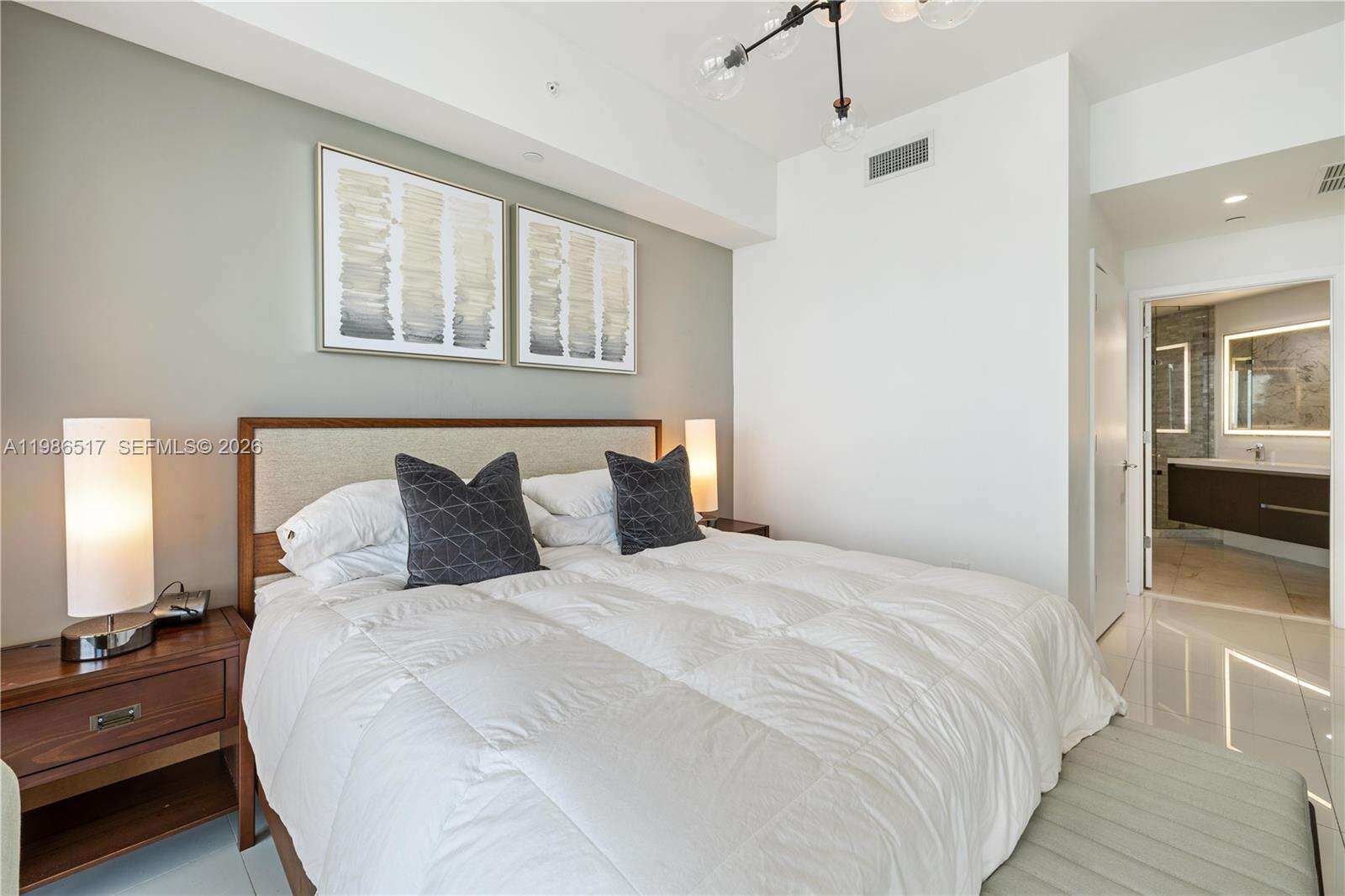 Paramount Miami Worldcenter at 851 1 Ave, Miami, FL 33132 - For Rent photo 9