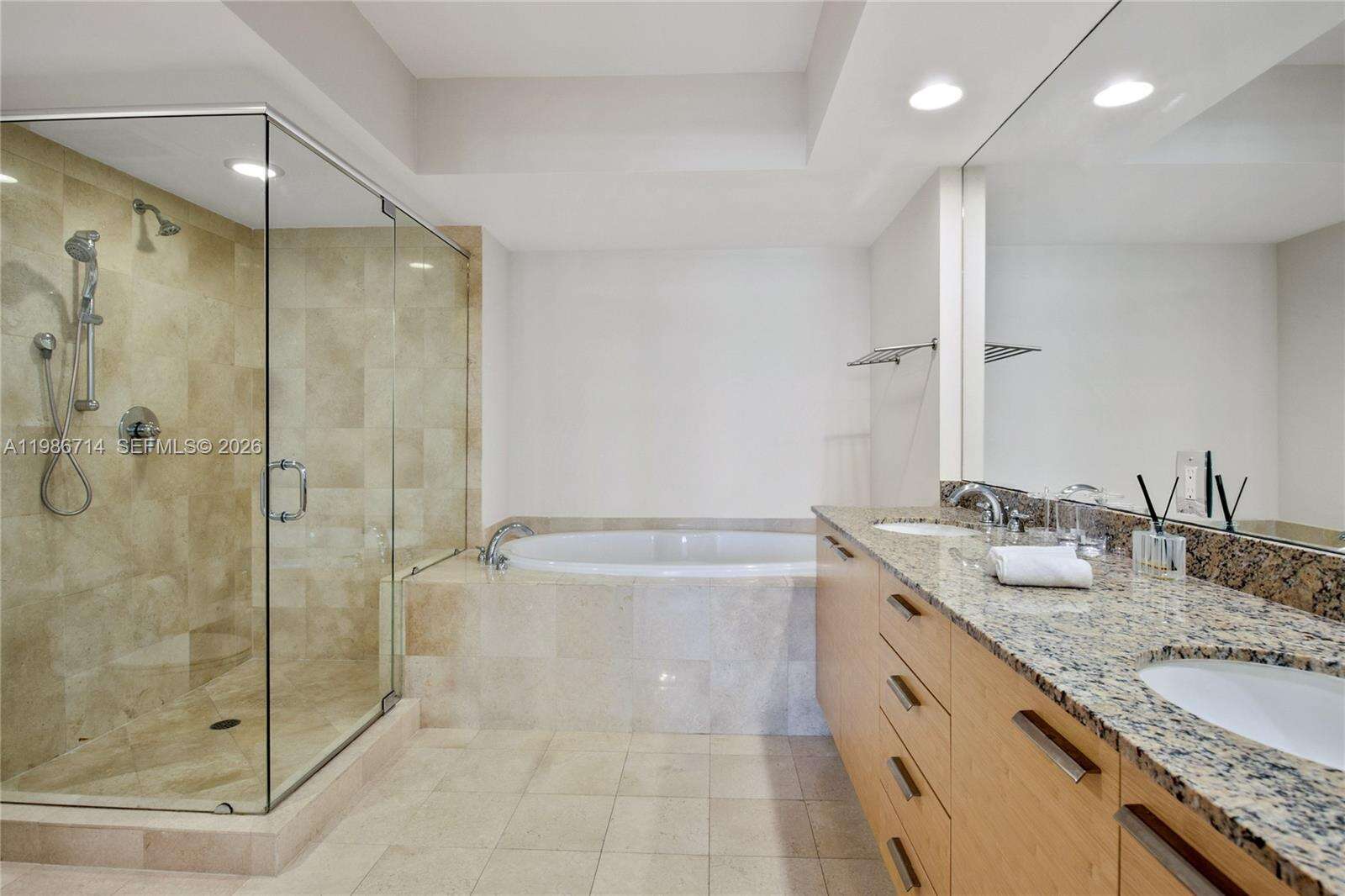 The Beach Club Two at 1830 Ocean Dr, Hallandale Beach, FL 33009 - For Rent photo 13