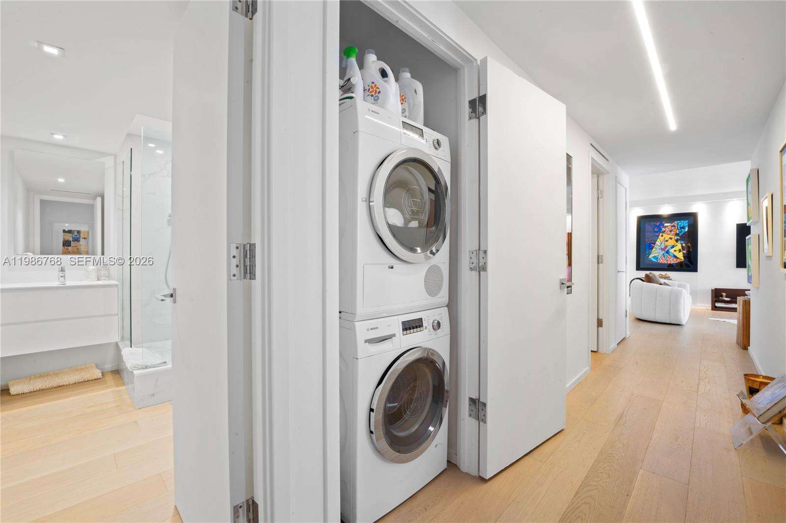 Roney Palace at 2301 Collins Ave, Miami Beach, FL 33139 - For Rent photo 14