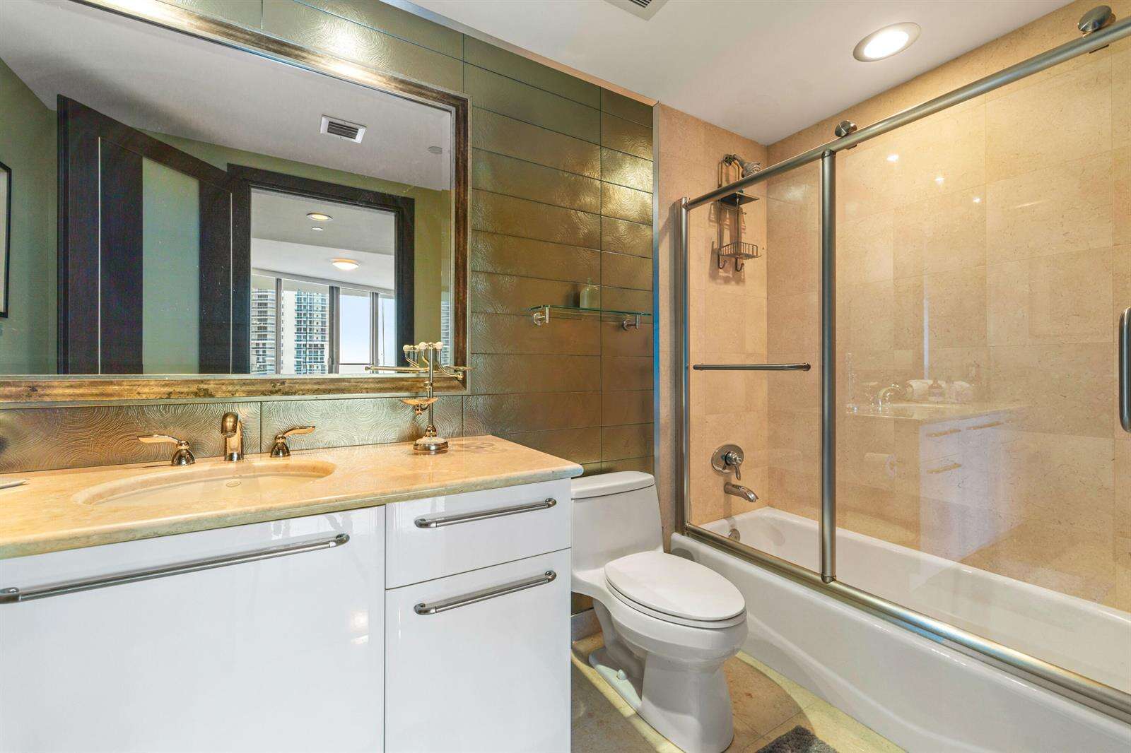 Ocean Palms at 3101 Ocean, Hollywood, FL 33019 - For Rent photo 16