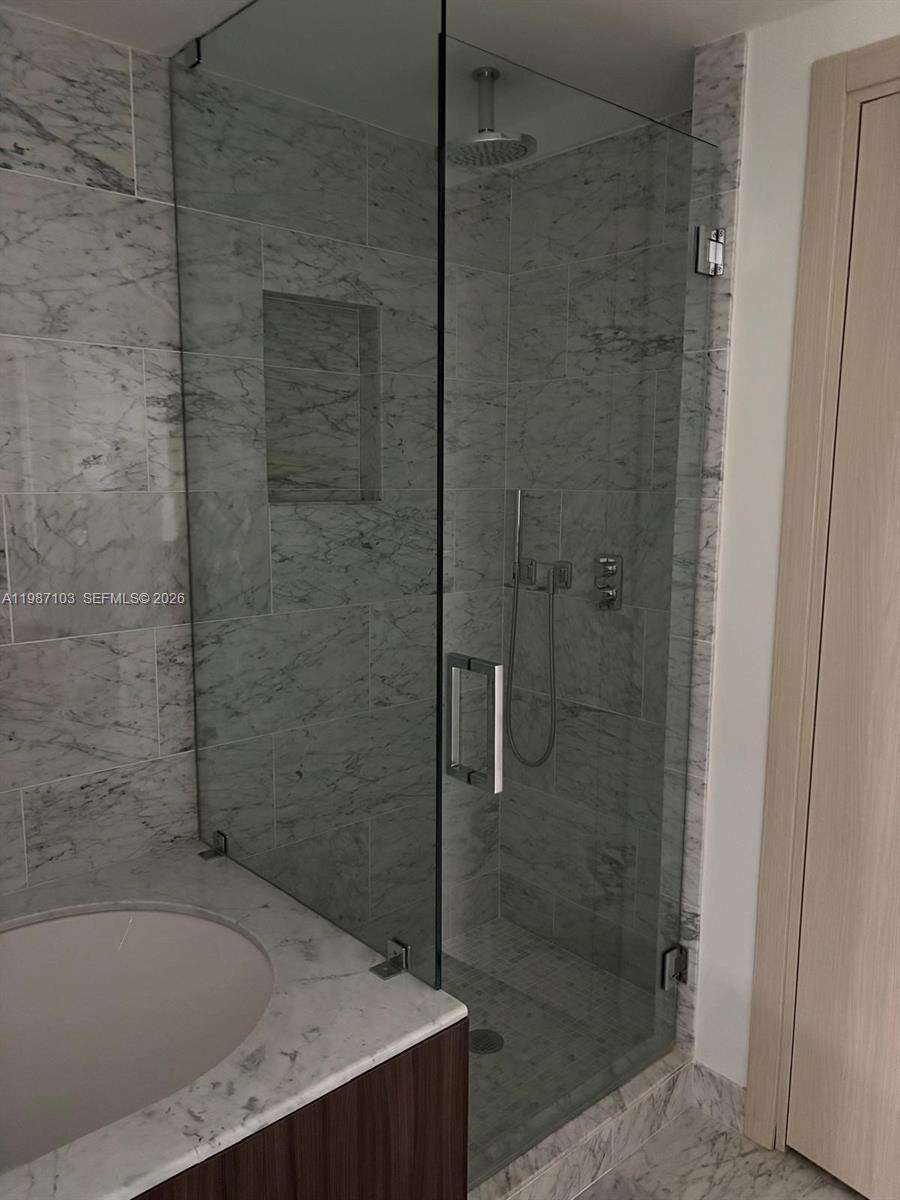 Brickell Flatiron at 1000 Brickell Plz, Miami, FL 33131 - For Rent photo 37
