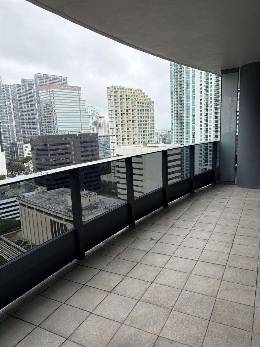 Brickell Flatiron at 1000 Brickell Plz, Miami, FL 33131 - For Rent photo 44