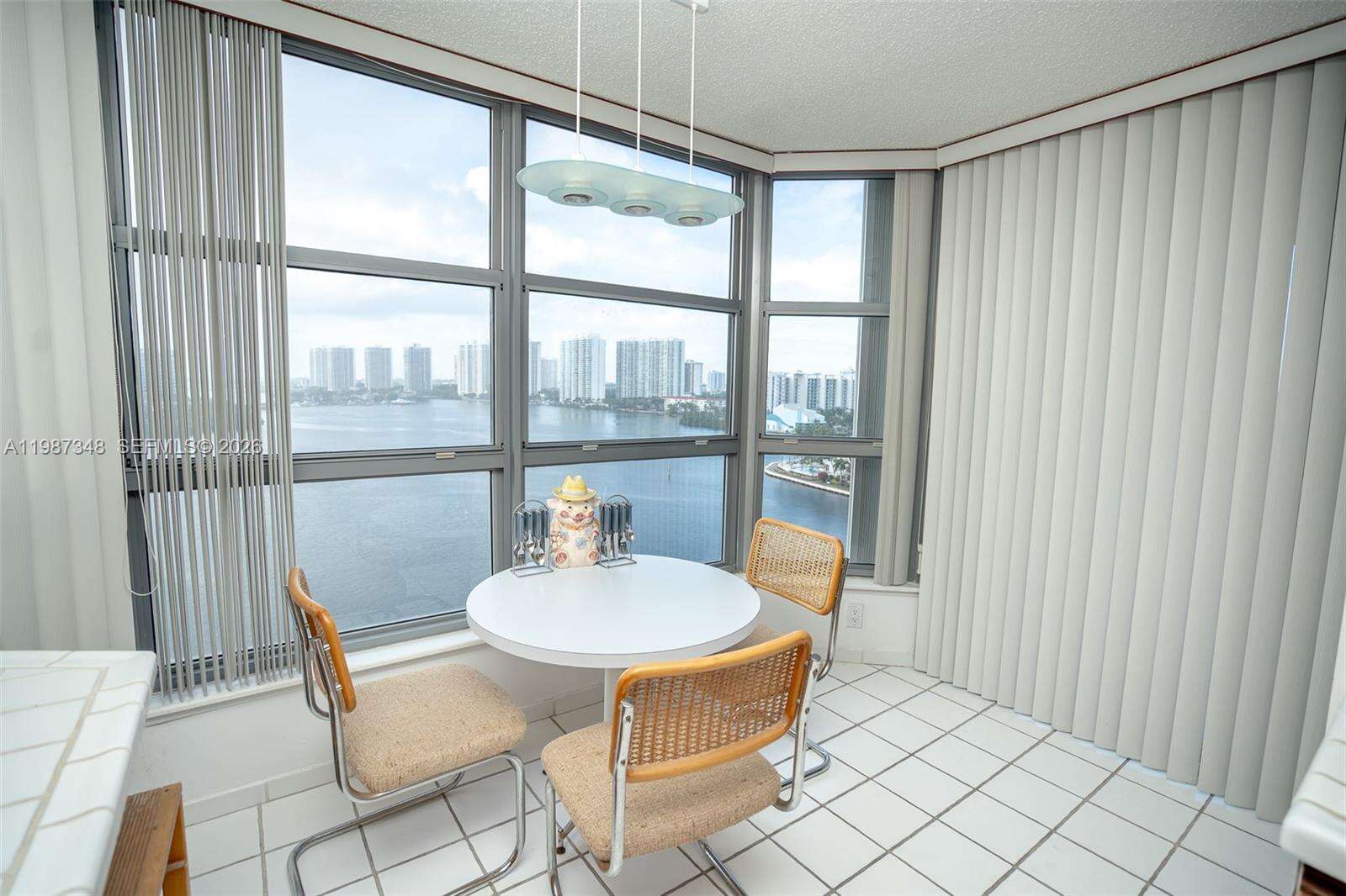 Mystic Pointe Tower 500 at 3530 Mystic Pointe Dr, Aventura, FL 33180 - For Rent photo 13