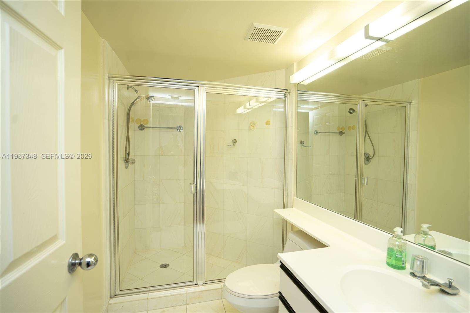 Mystic Pointe Tower 500 at 3530 Mystic Pointe Dr, Aventura, FL 33180 - For Rent photo 24