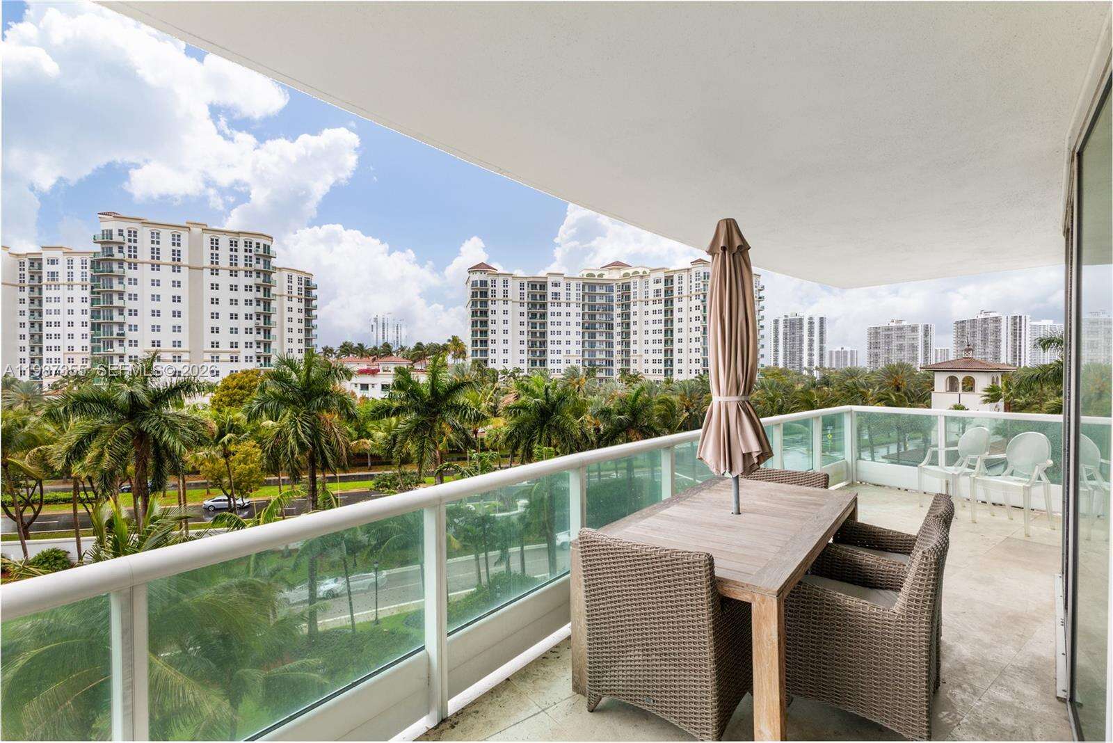 Porto Vita South at 19955 38 Ct, Aventura, FL 33180 - For Rent photo 11