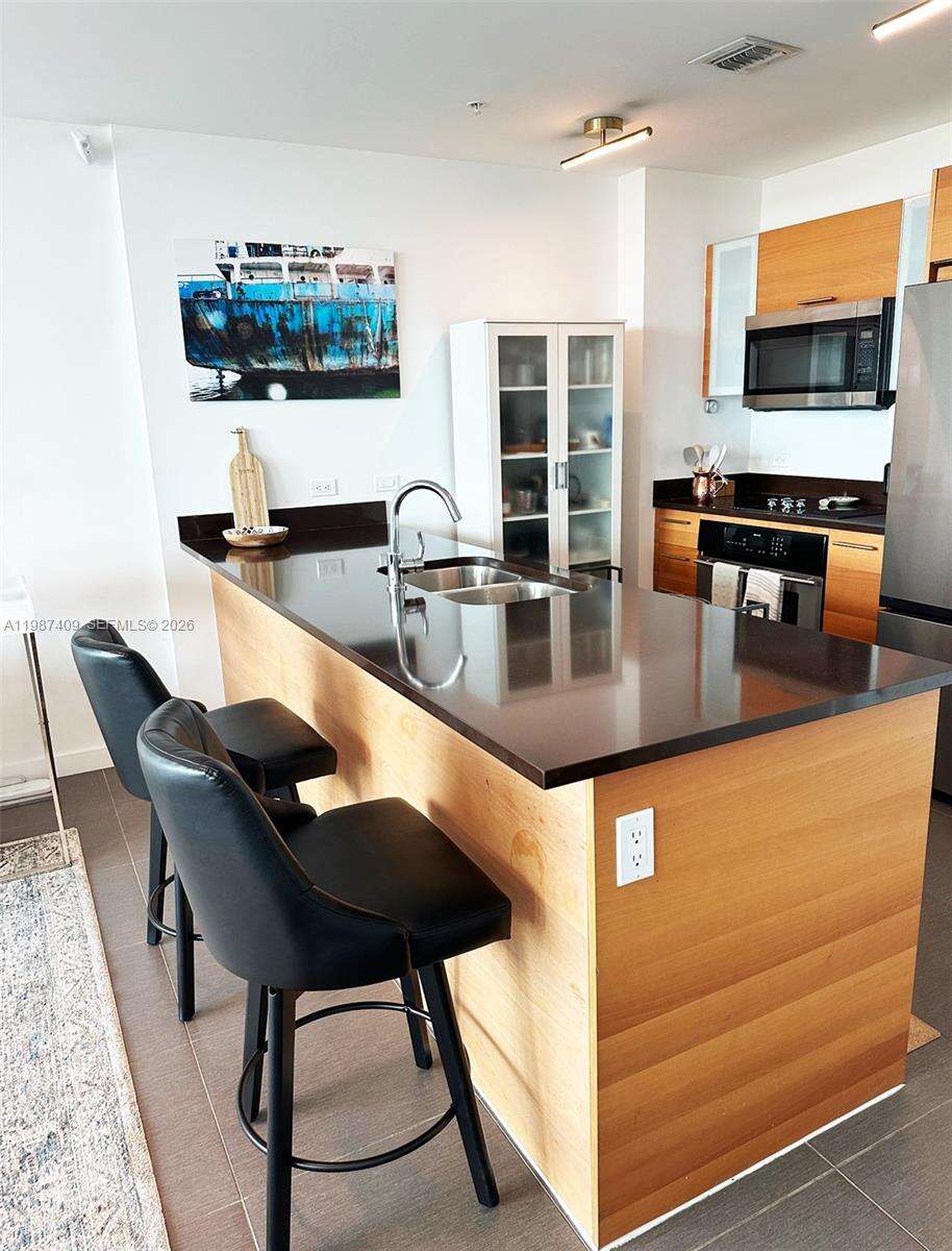 Four Midtown at 3301 1 Ave, Miami, FL 33137 - For Rent photo 2