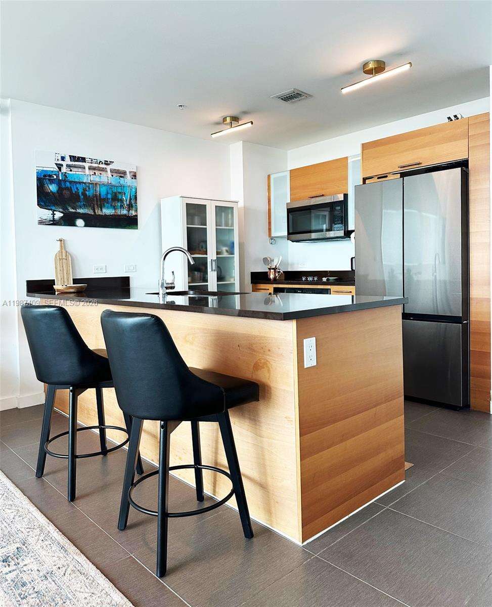 Four Midtown at 3301 1 Ave, Miami, FL 33137 - For Rent photo 3