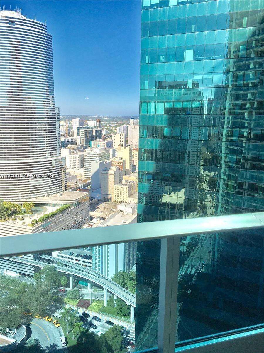 Epic Residences at 200 Biscayne Blvd Way, Miami, FL 33131 - For Rent photo 2