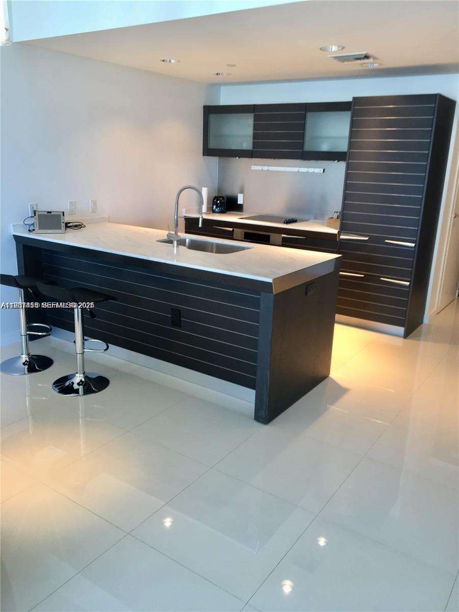 Epic Residences at 200 Biscayne Blvd Way, Miami, FL 33131 - For Rent photo 11